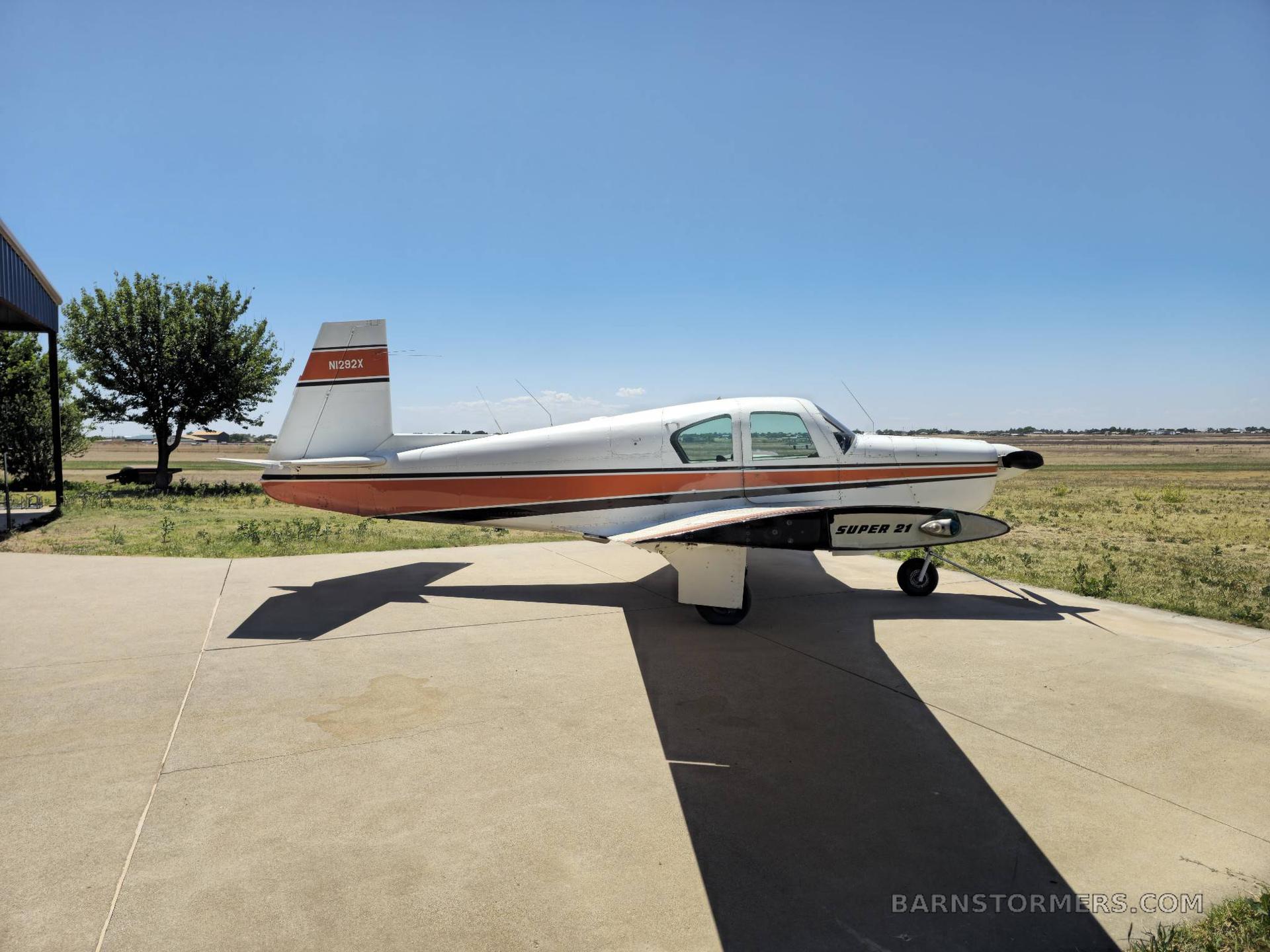 Mooney M20 thumbnail 2
