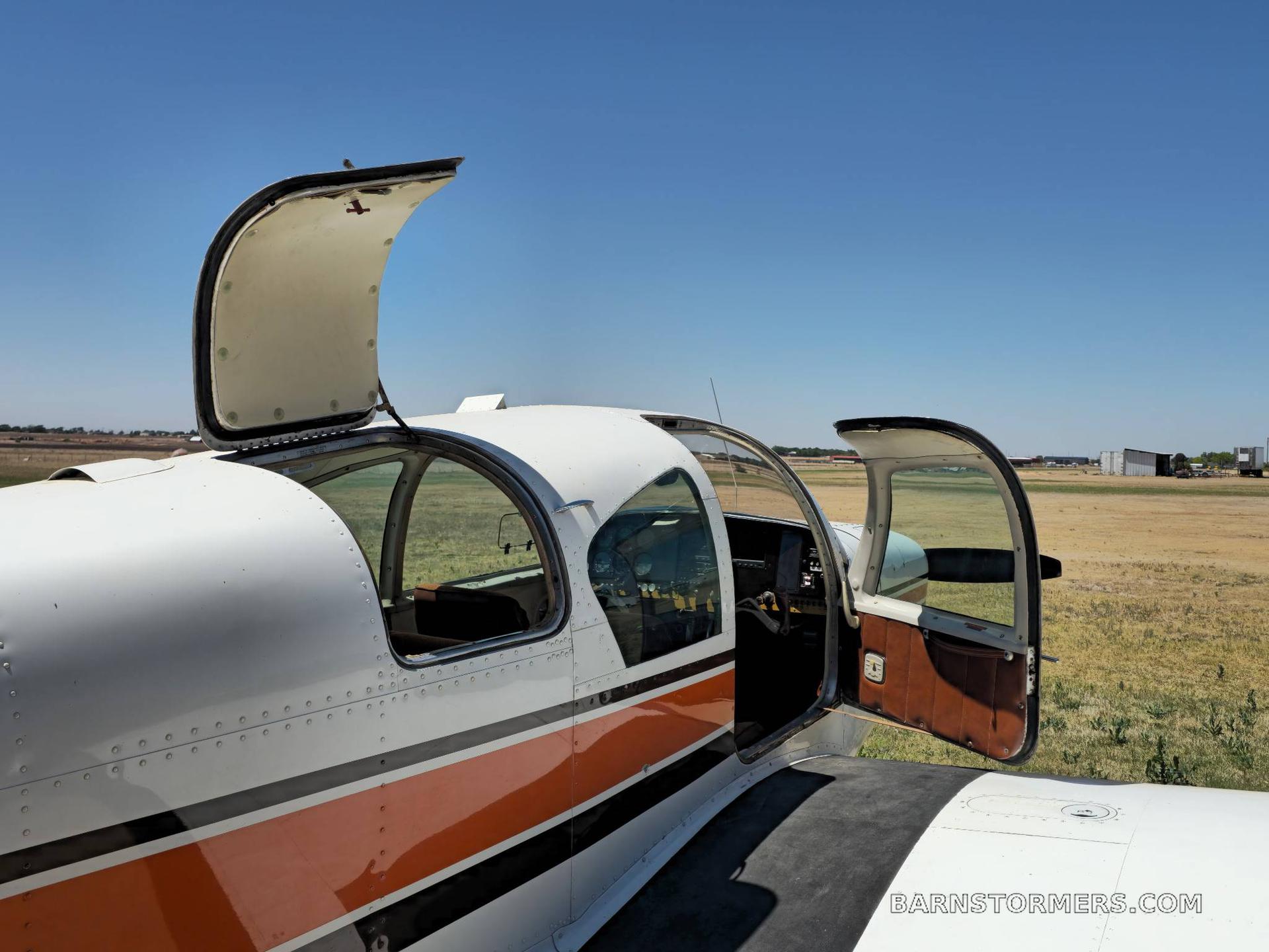 MOONEY M20E SUPER 21 3