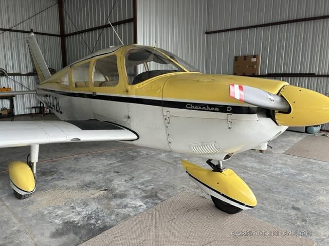 PIPER CHEROKEE 180D 3