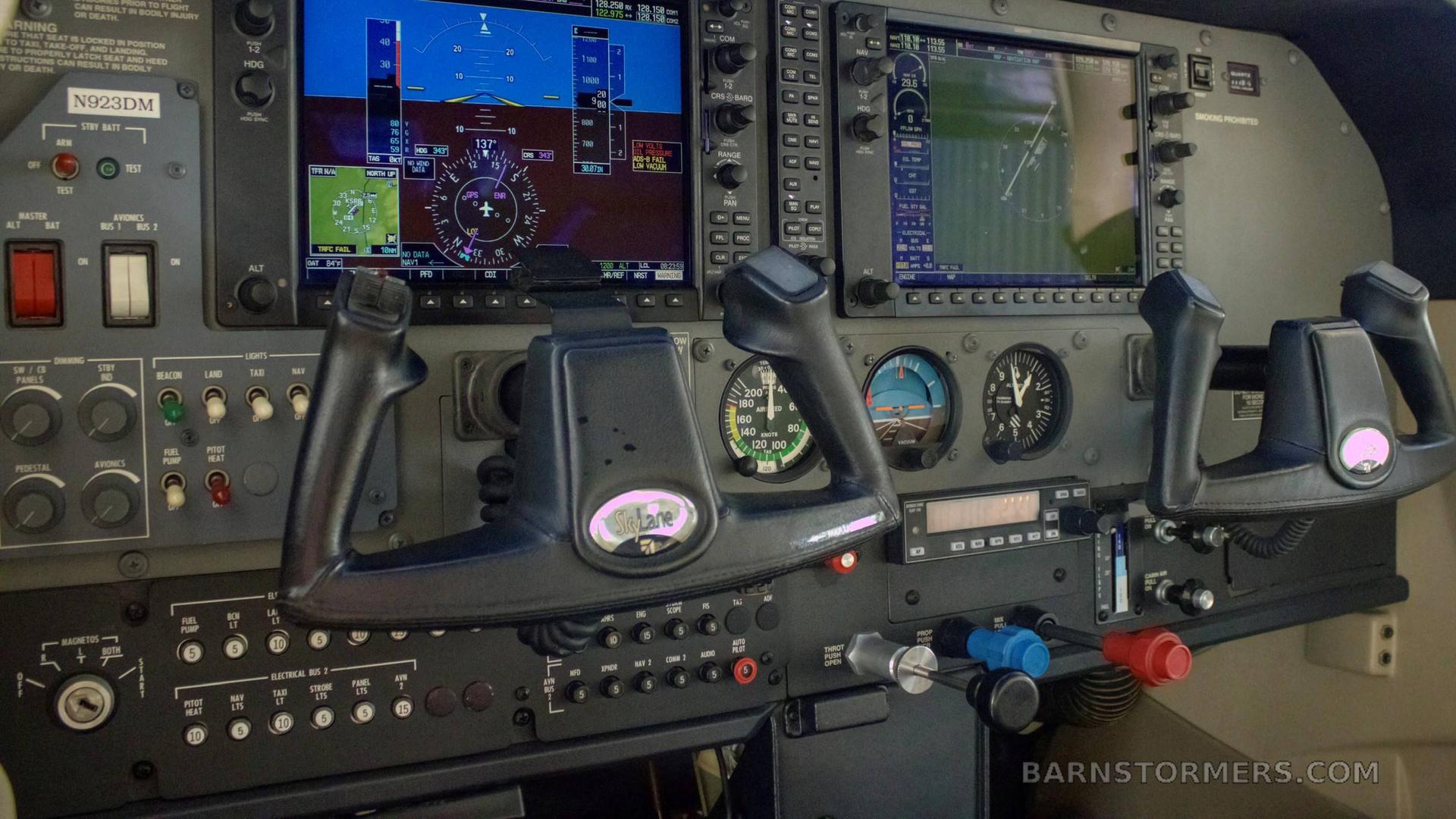 2004 CESSNA 182 4