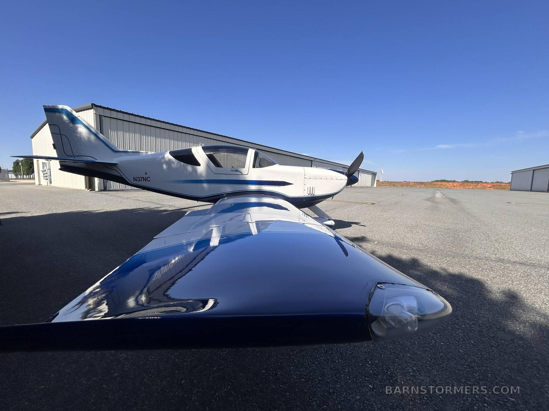 2010 GLASAIR II FT 5