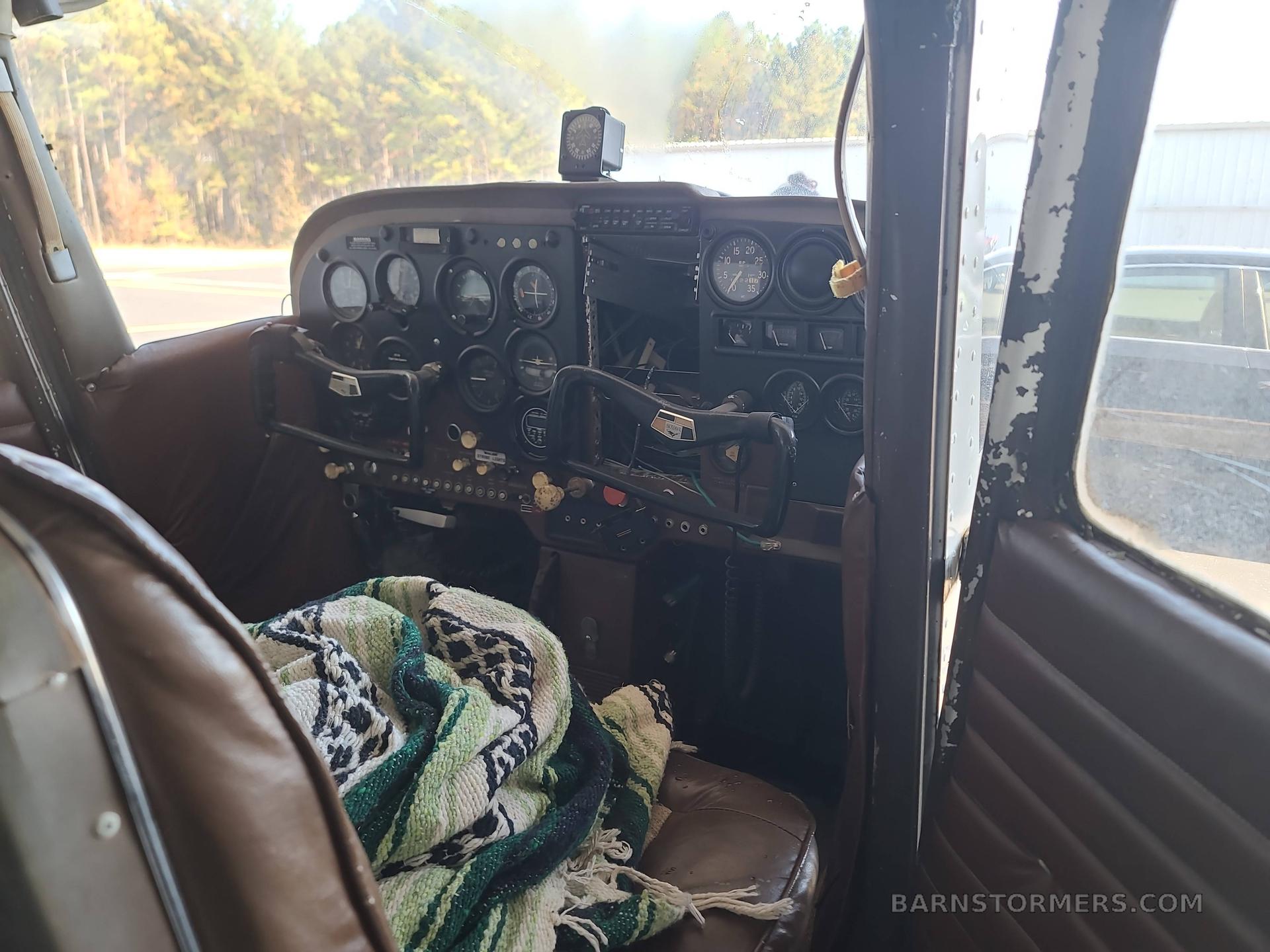 1968 CESSNA 172G 5