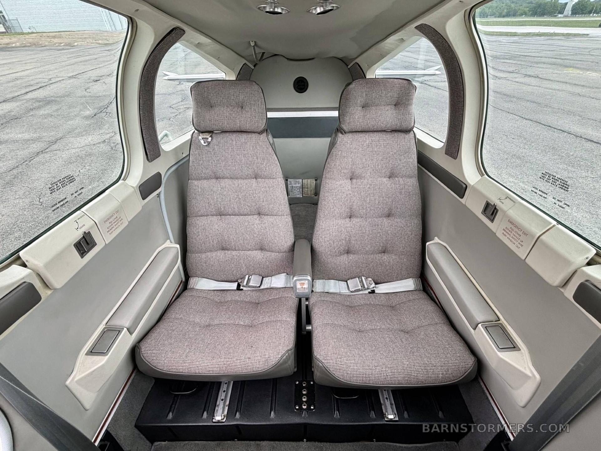 1988 Beechcraft Bonanza thumbnail 3