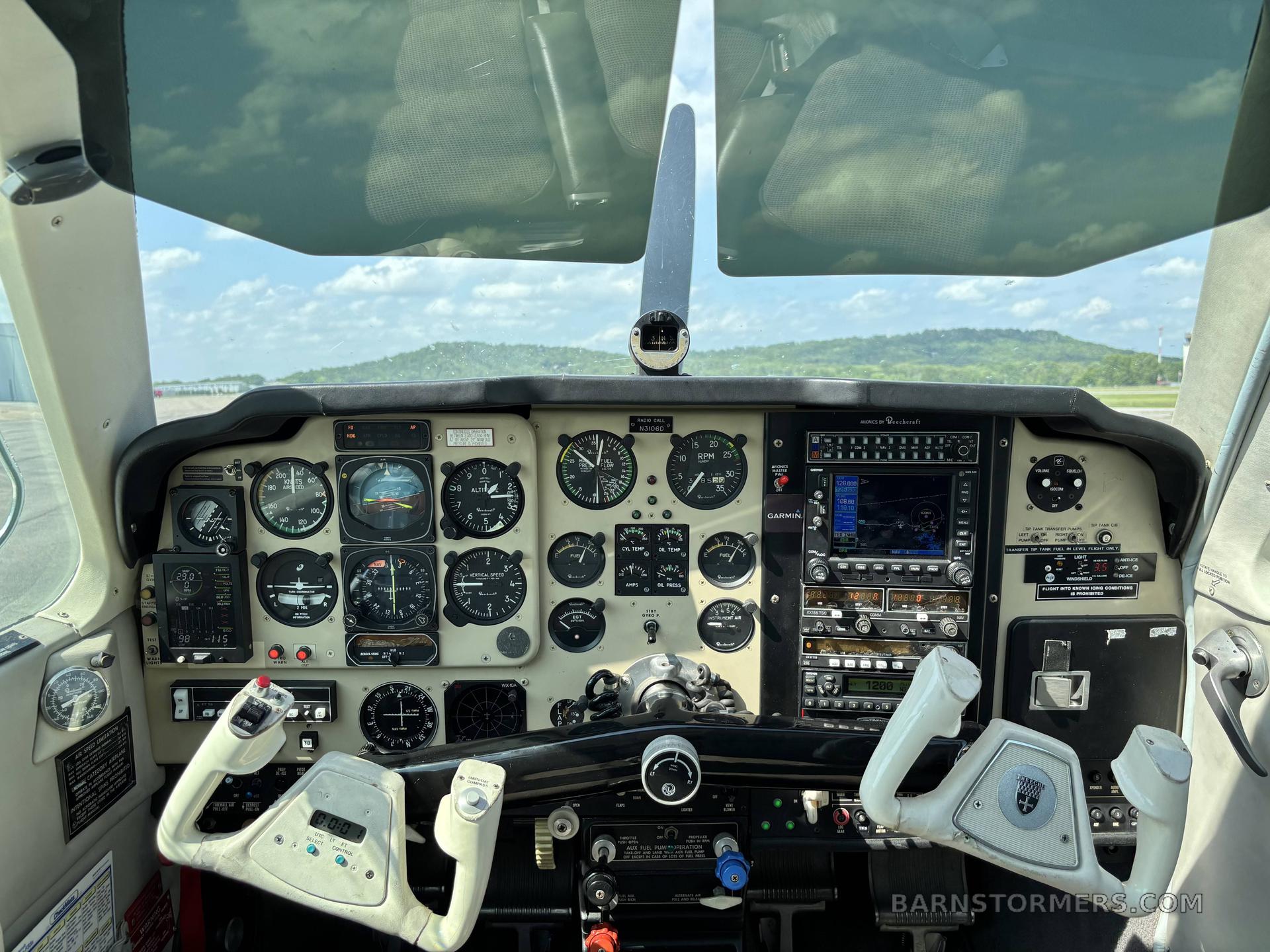 1988 Beechcraft Bonanza thumbnail 2