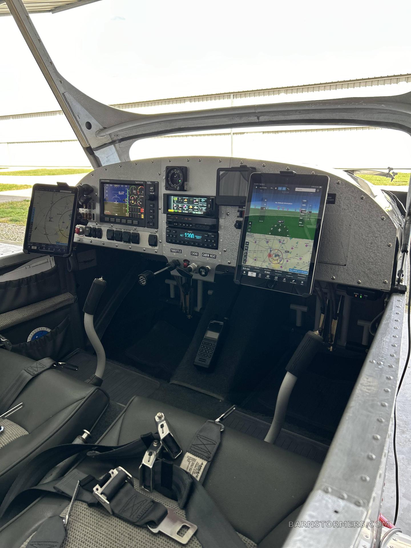 2011 VANS RV-12 ELSA 3