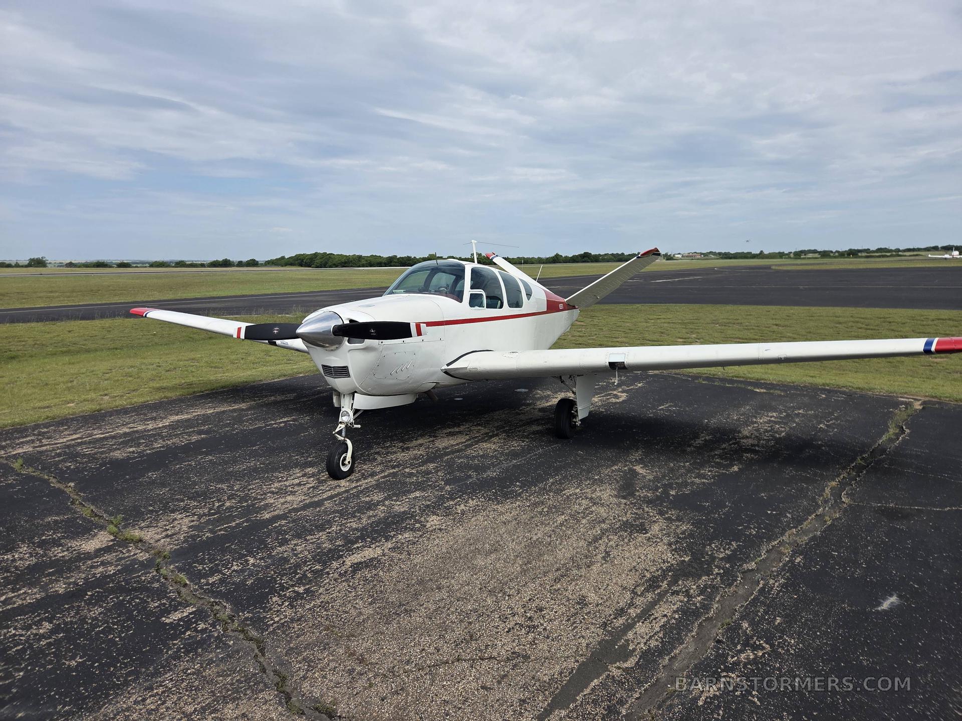 1960 BEECH M35 BONANZA 4