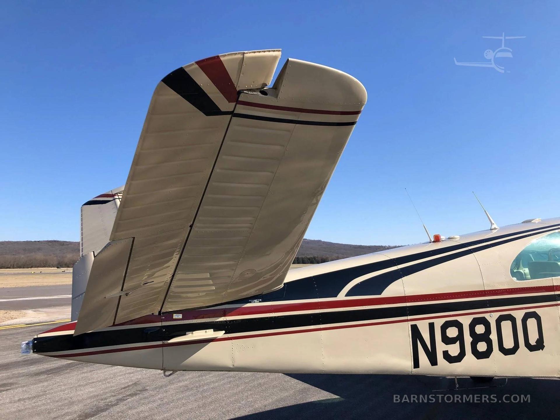 1962 Beechcraft Bonanza P35, photo 2
