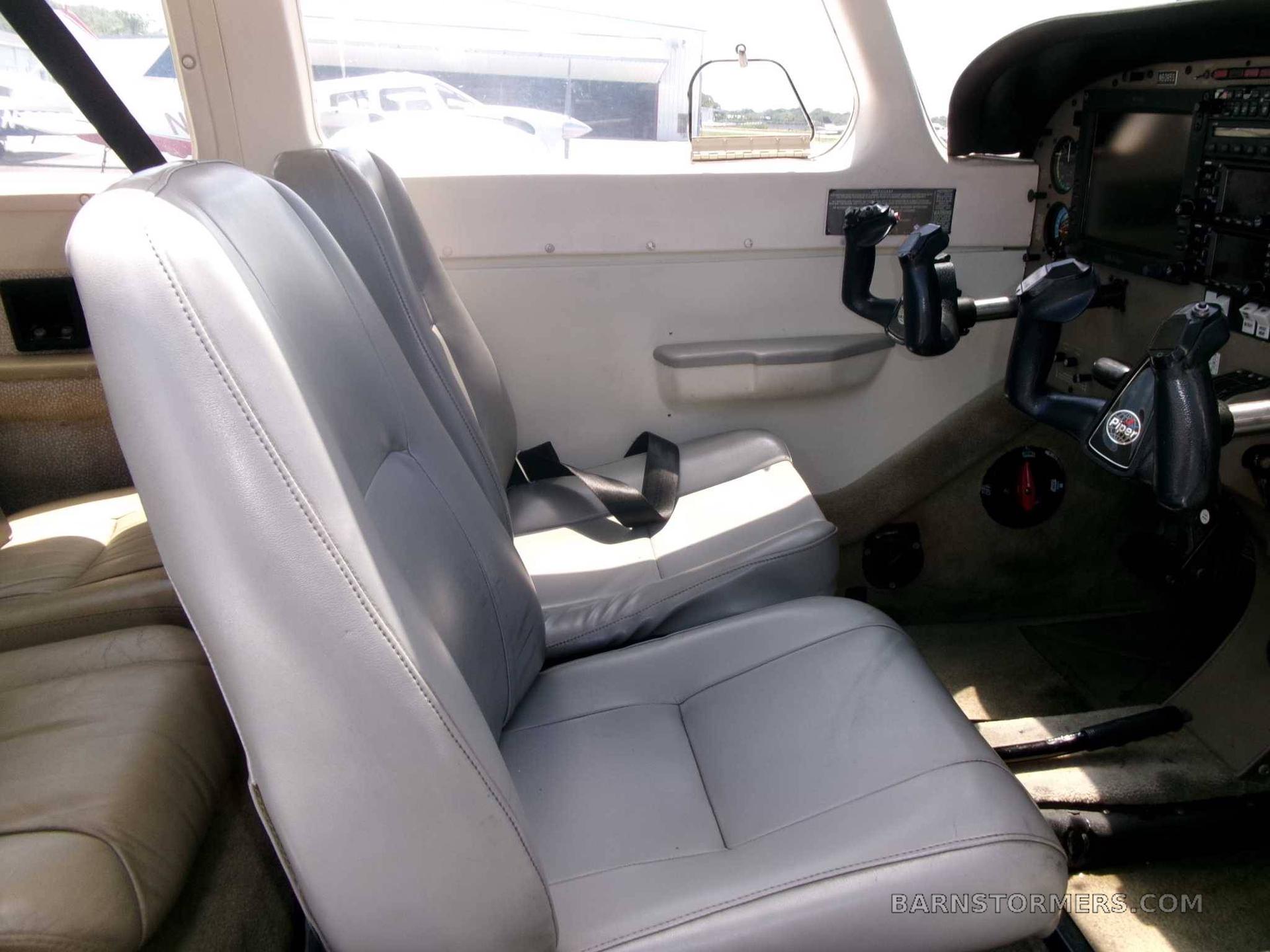 2007 PIPER ARCHER III AVIDYNE 4