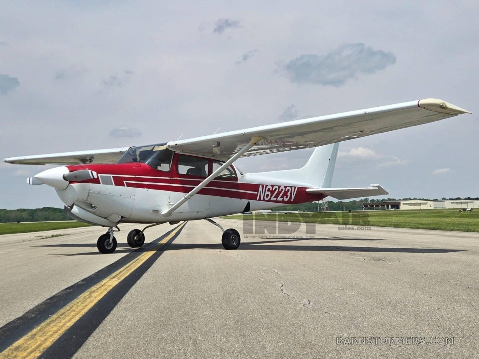 1981 Cessna 172 thumbnail 2