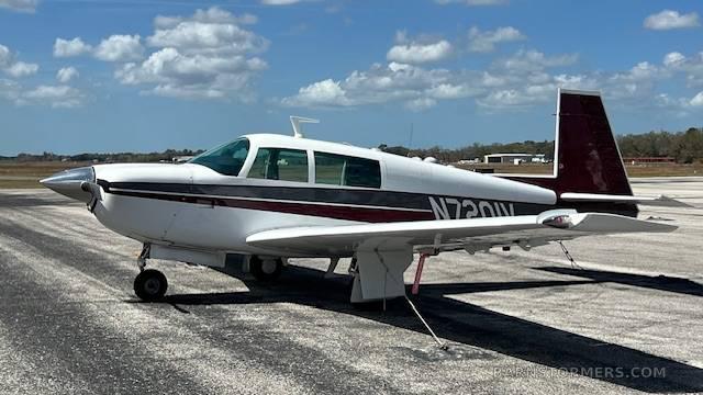 Mooney M20