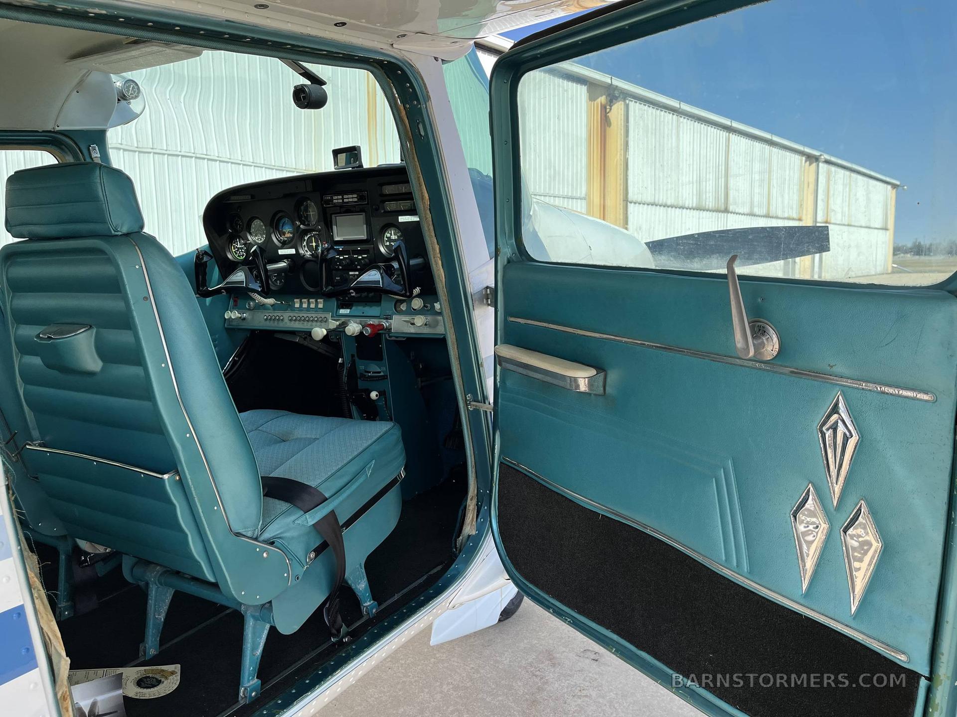 NICE, LOW TIME VFR 1966 182J 5