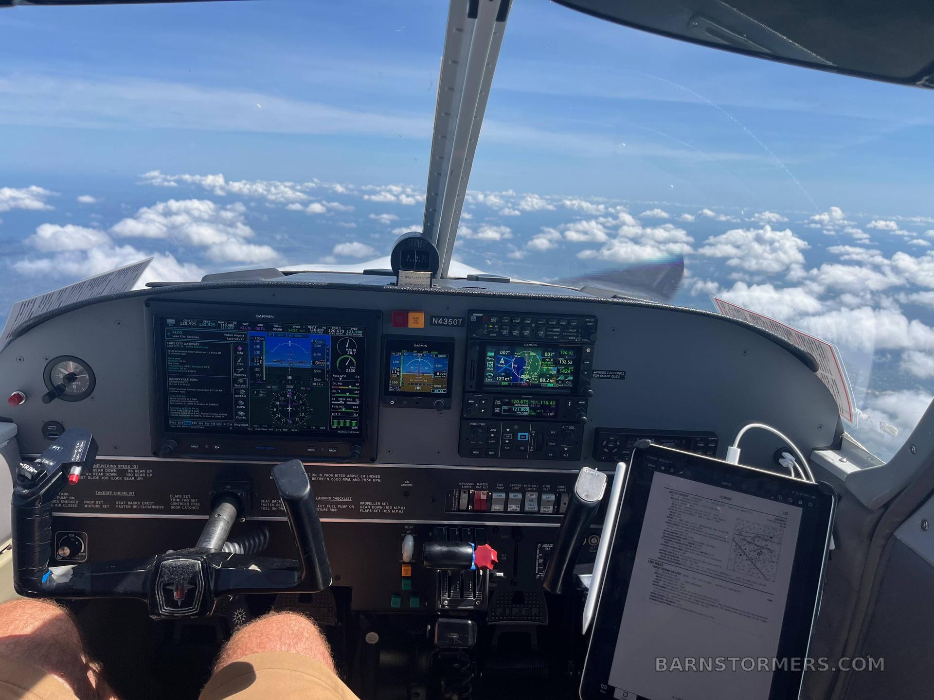 PIPER ARROW II 3