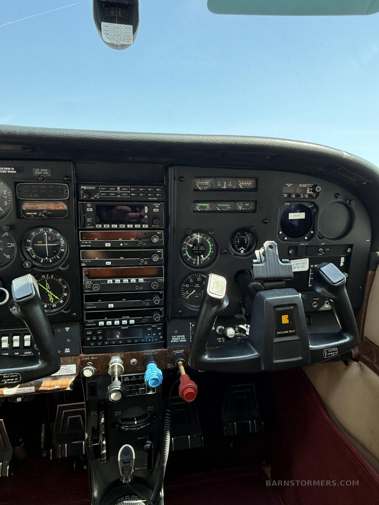 1981 Cessna 182 thumbnail 5