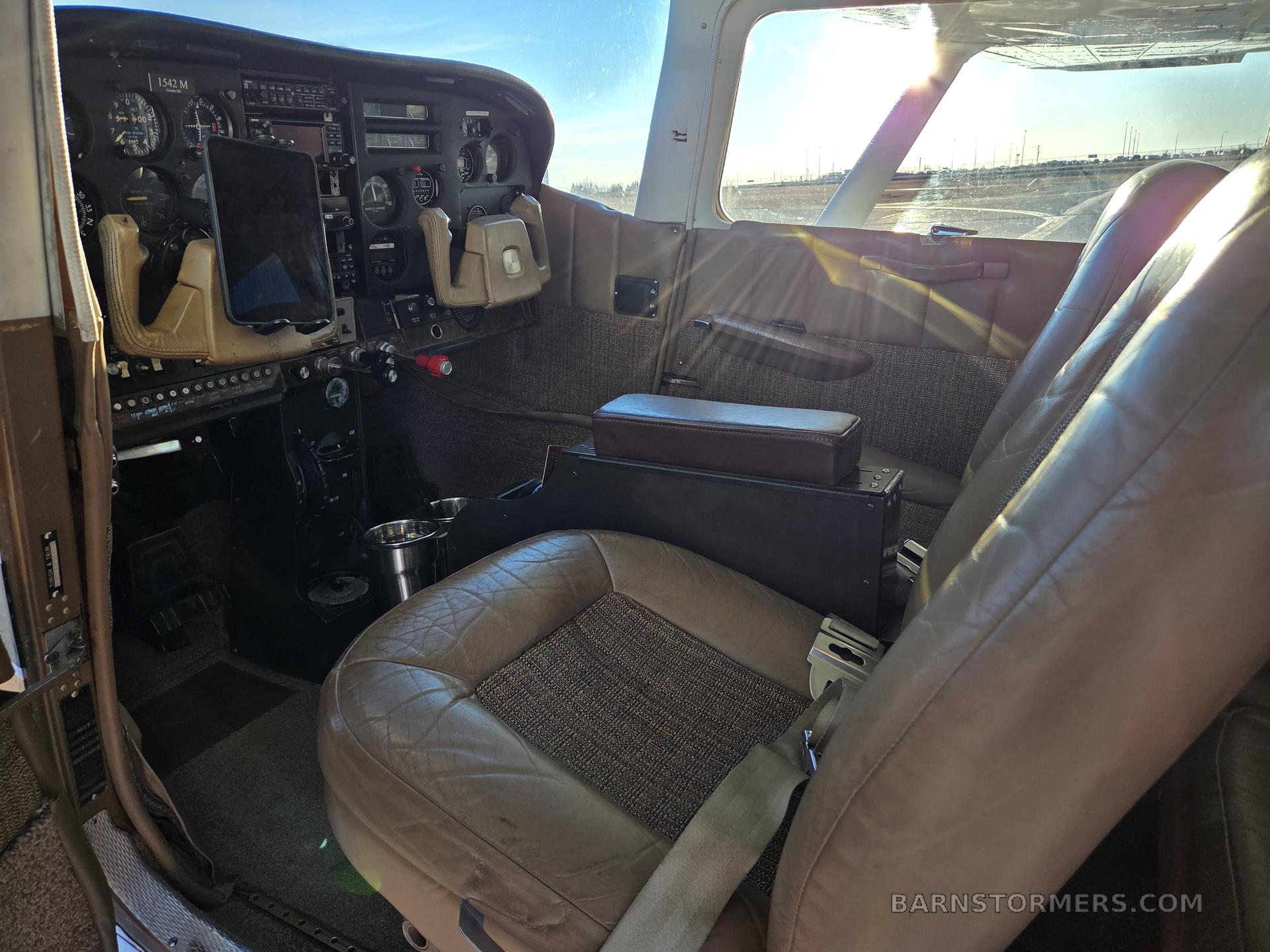 1976 C182P 3
