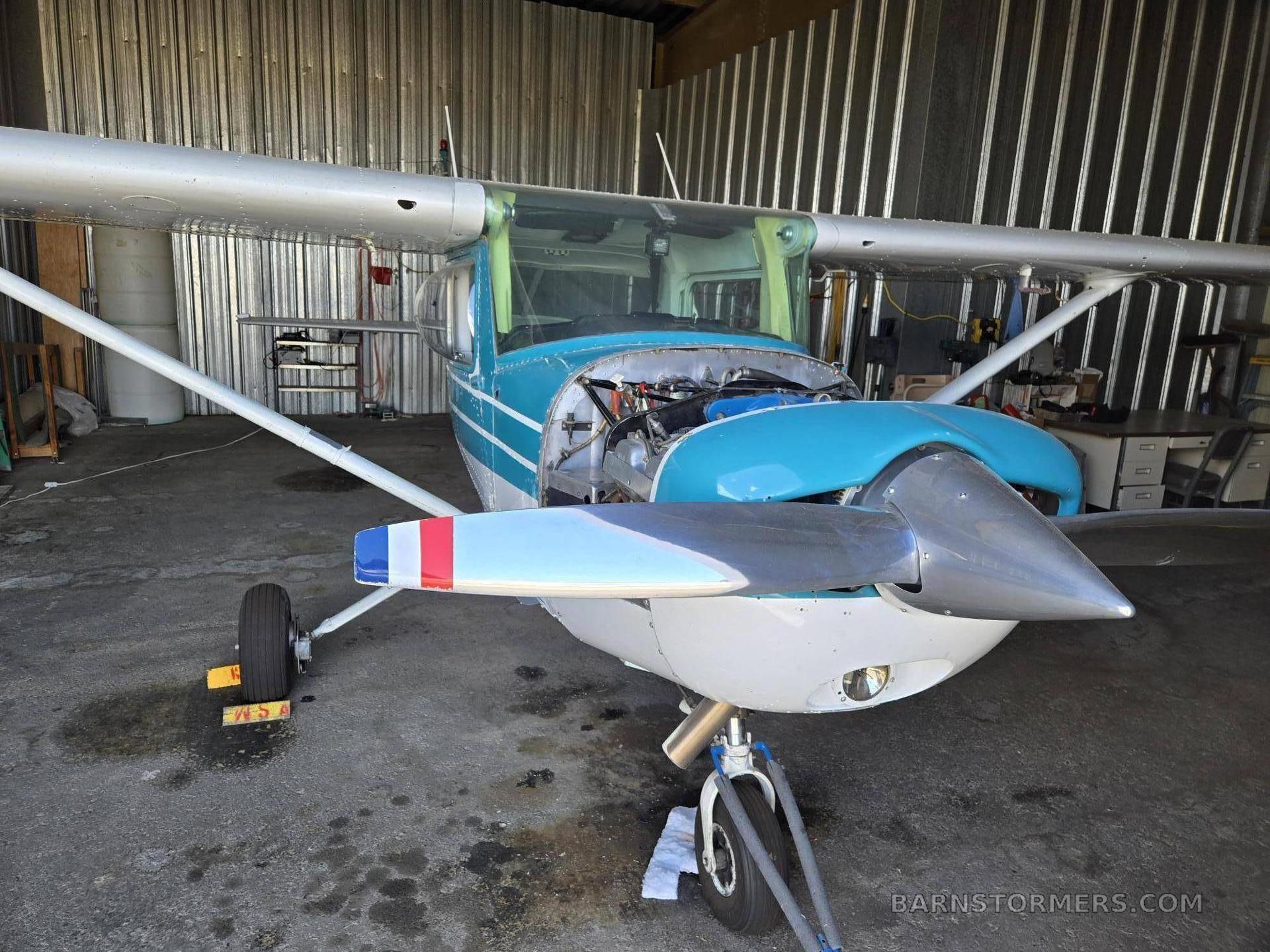 1977 Cessna 152 thumbnail 2