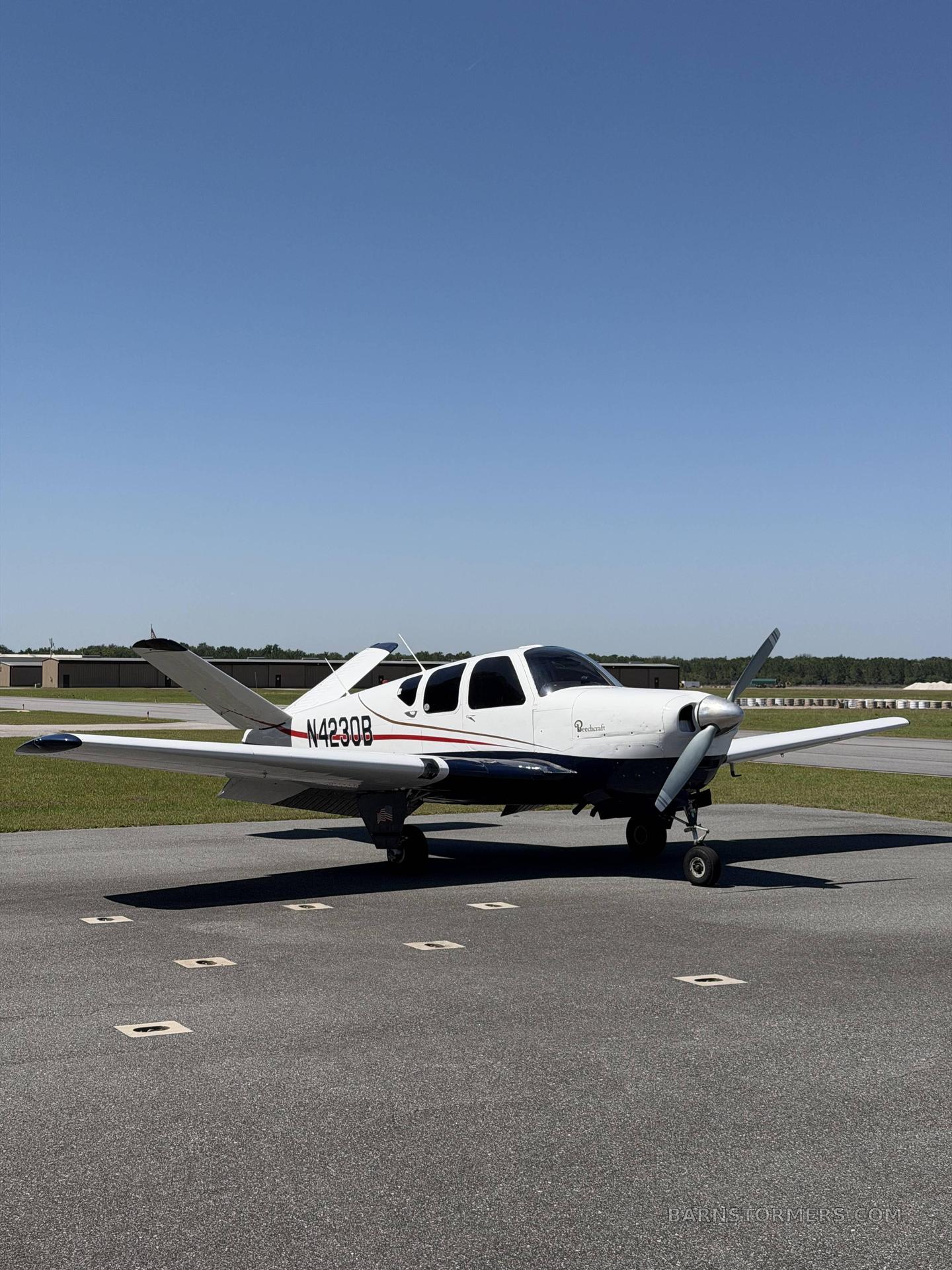 BEECHCRAFT BONANZA F35 4