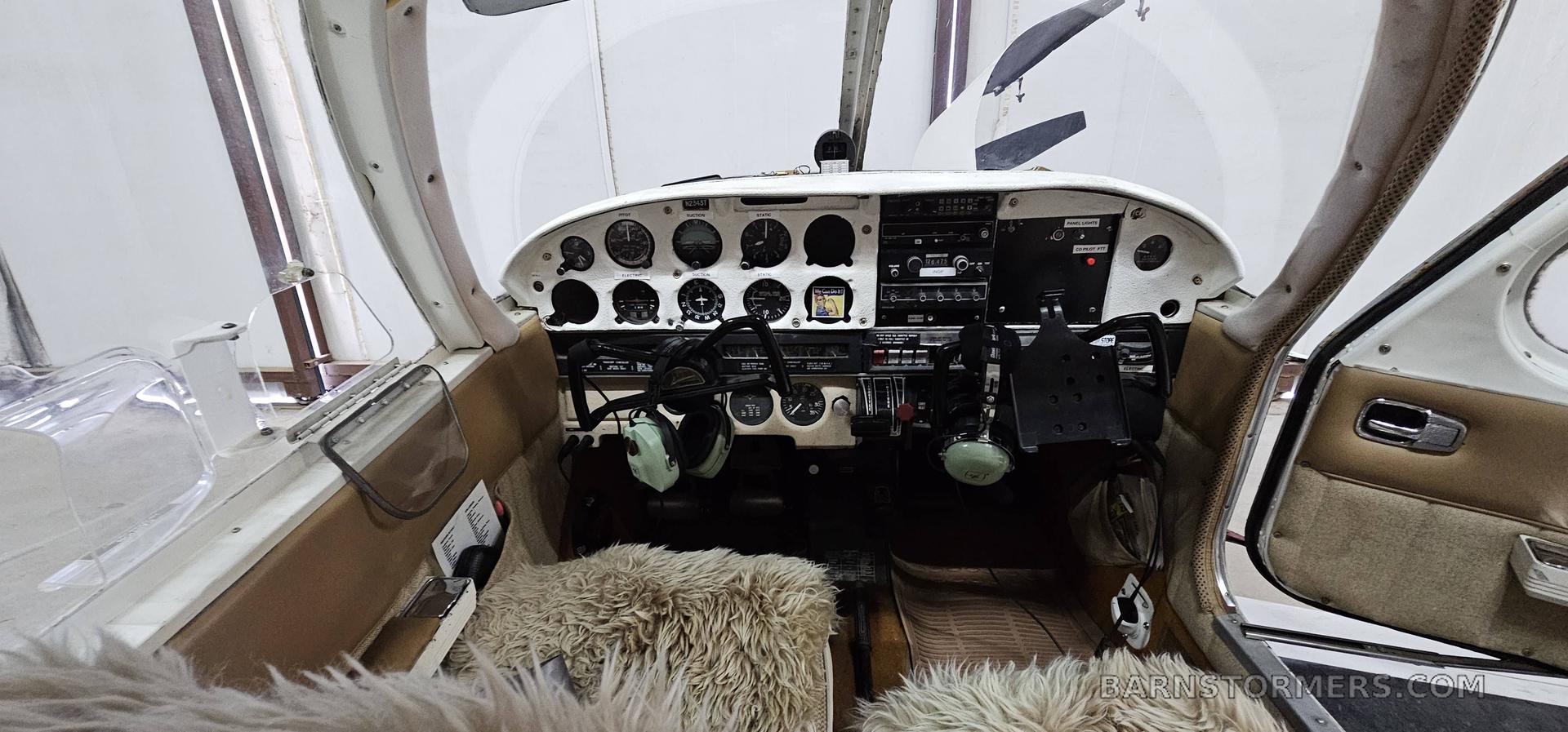 1971 Piper Cherokee thumbnail 3