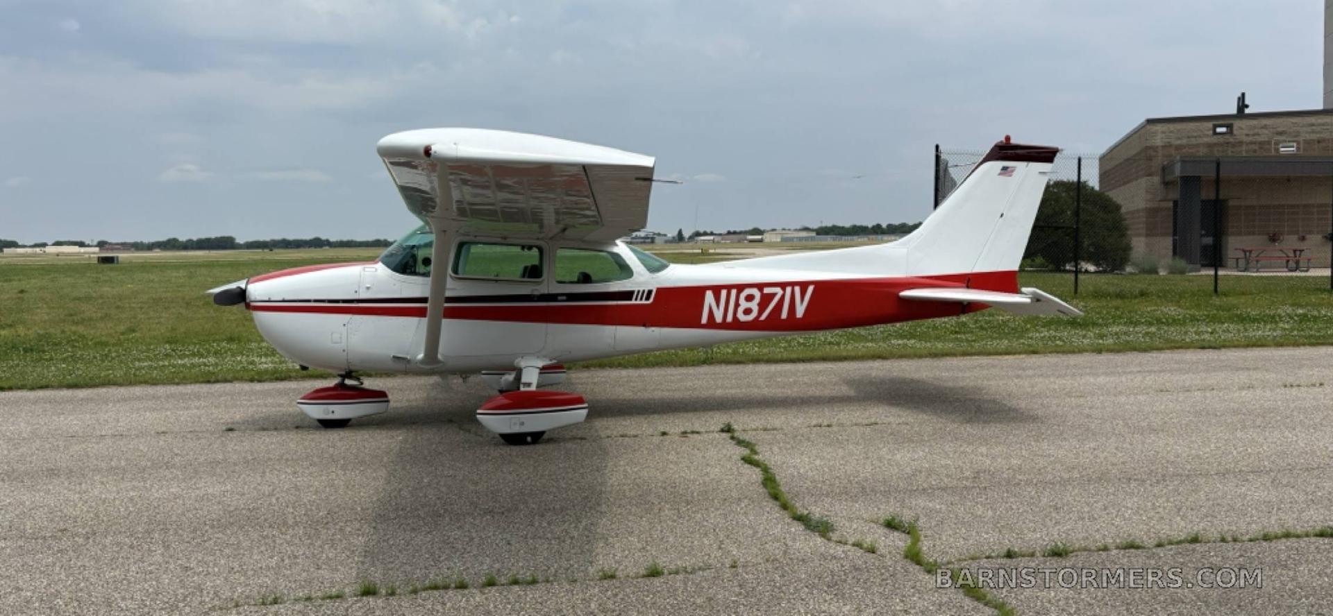 1974 Cessna 172 M SKYHAWK II — photo 3
