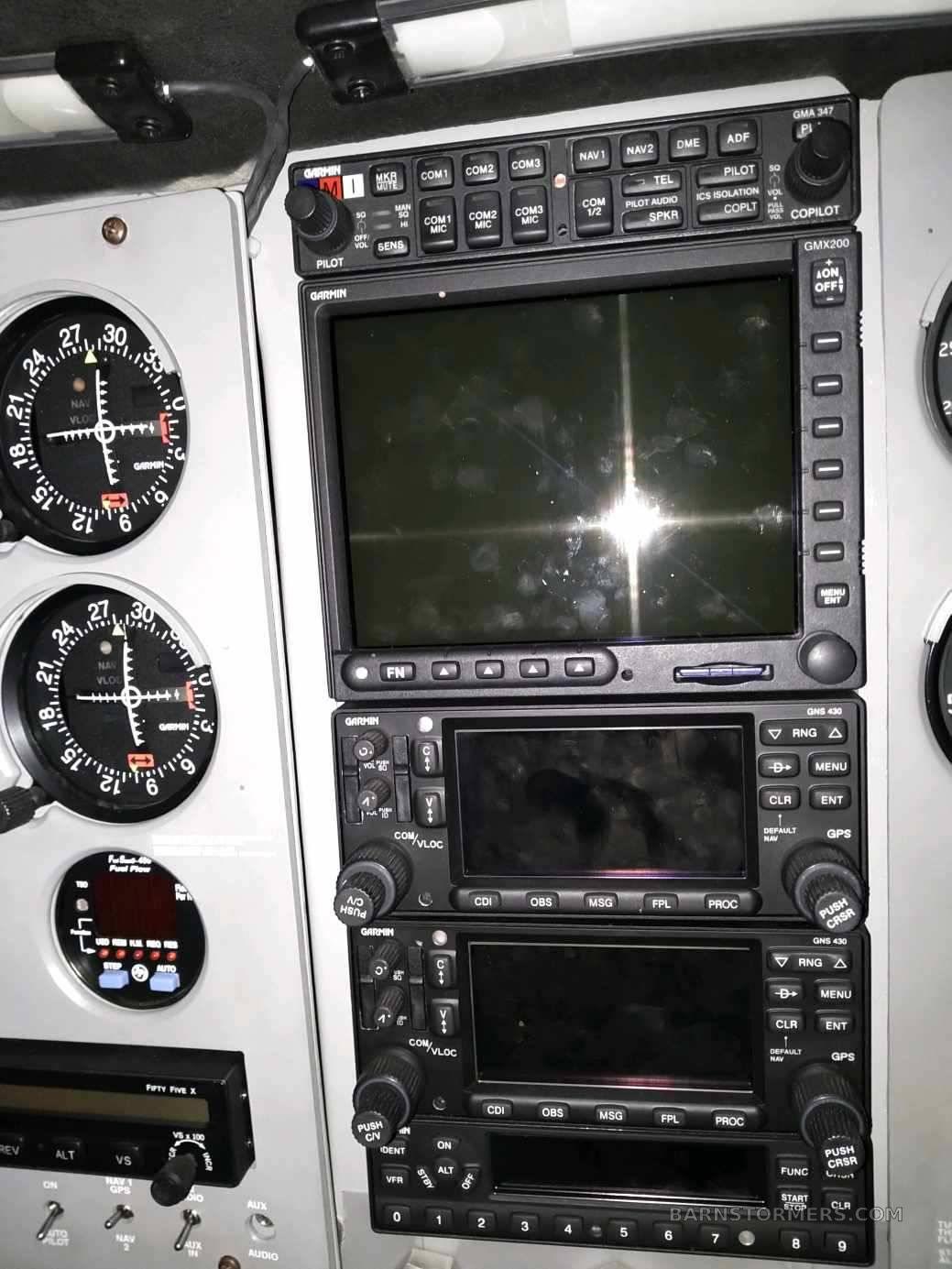 1975 Cessna 185 thumbnail 2
