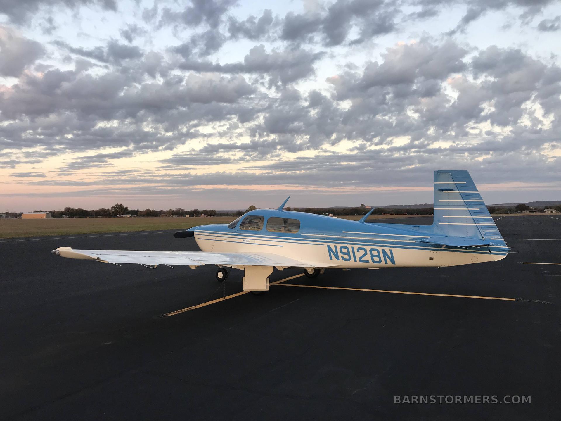 1990 MOONEY 201 MSE 5