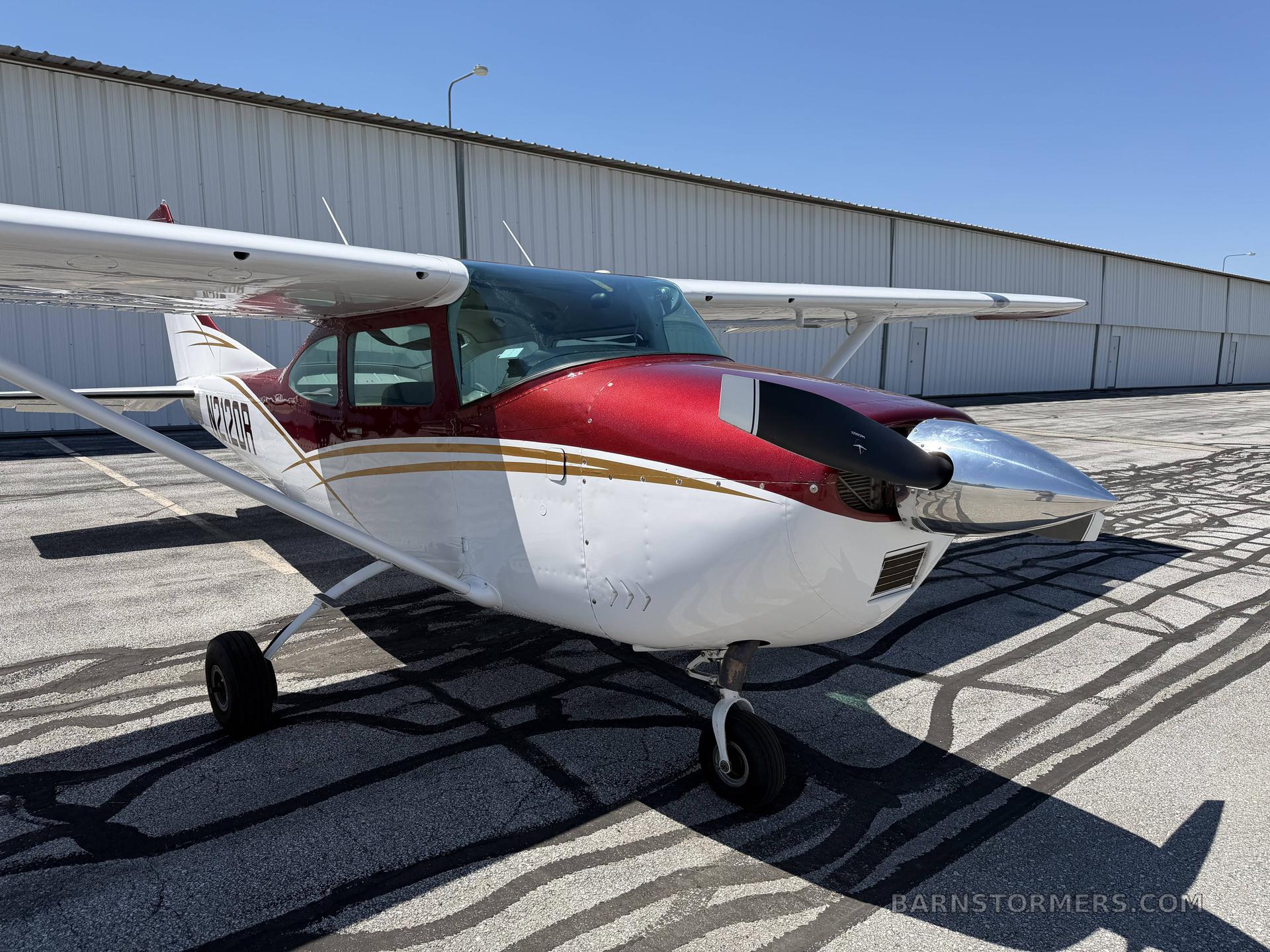 Cessna 182 thumbnail 3