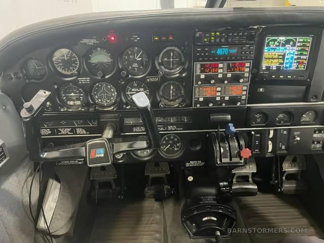 1976 PIPER CHEROKEE 6 -300 5