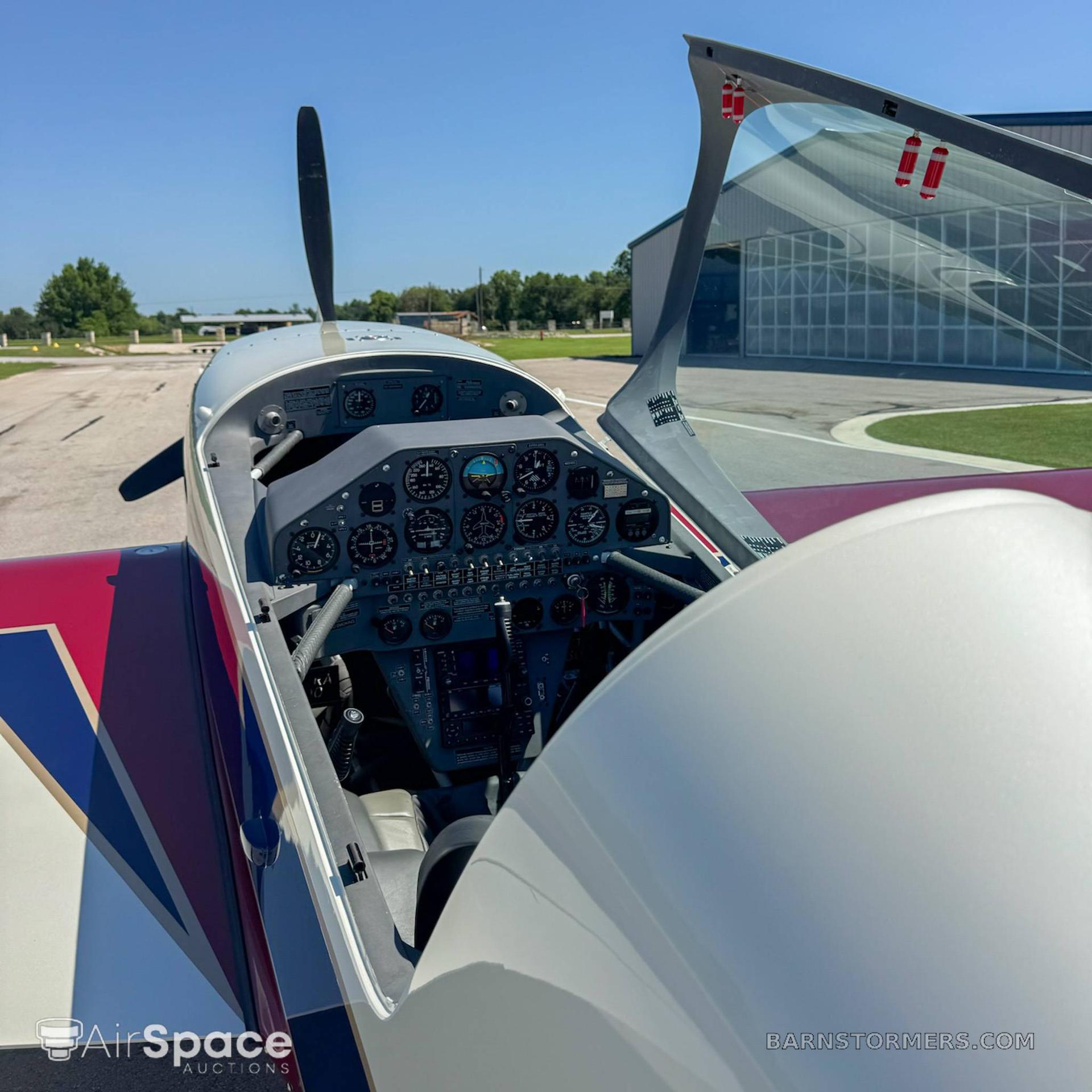 1999 EXTRA 300L | N251EC 3