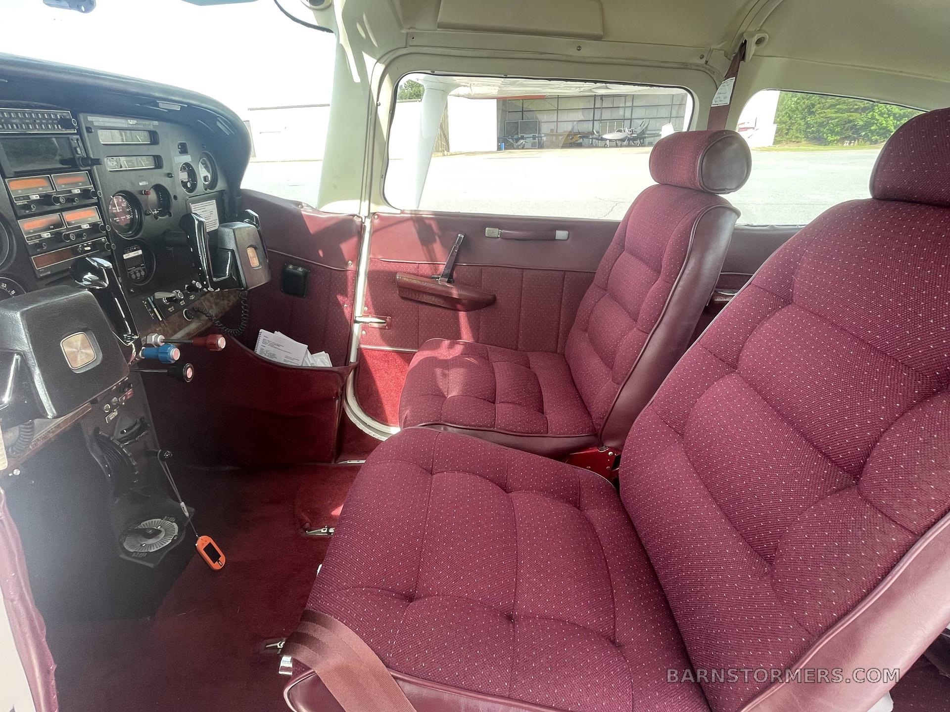 CESSNA 182Q 5