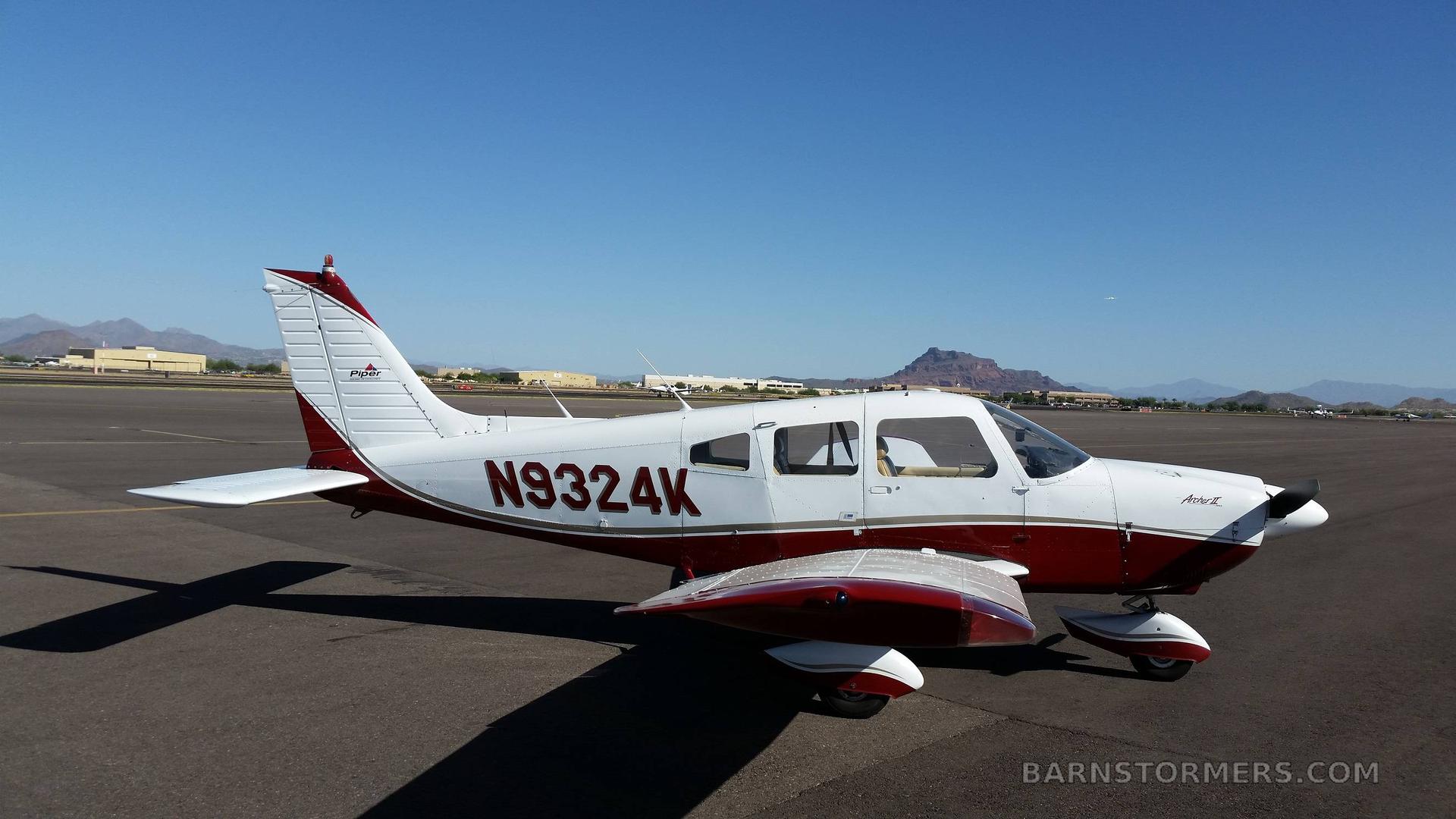 1976 Piper Archer thumbnail 2