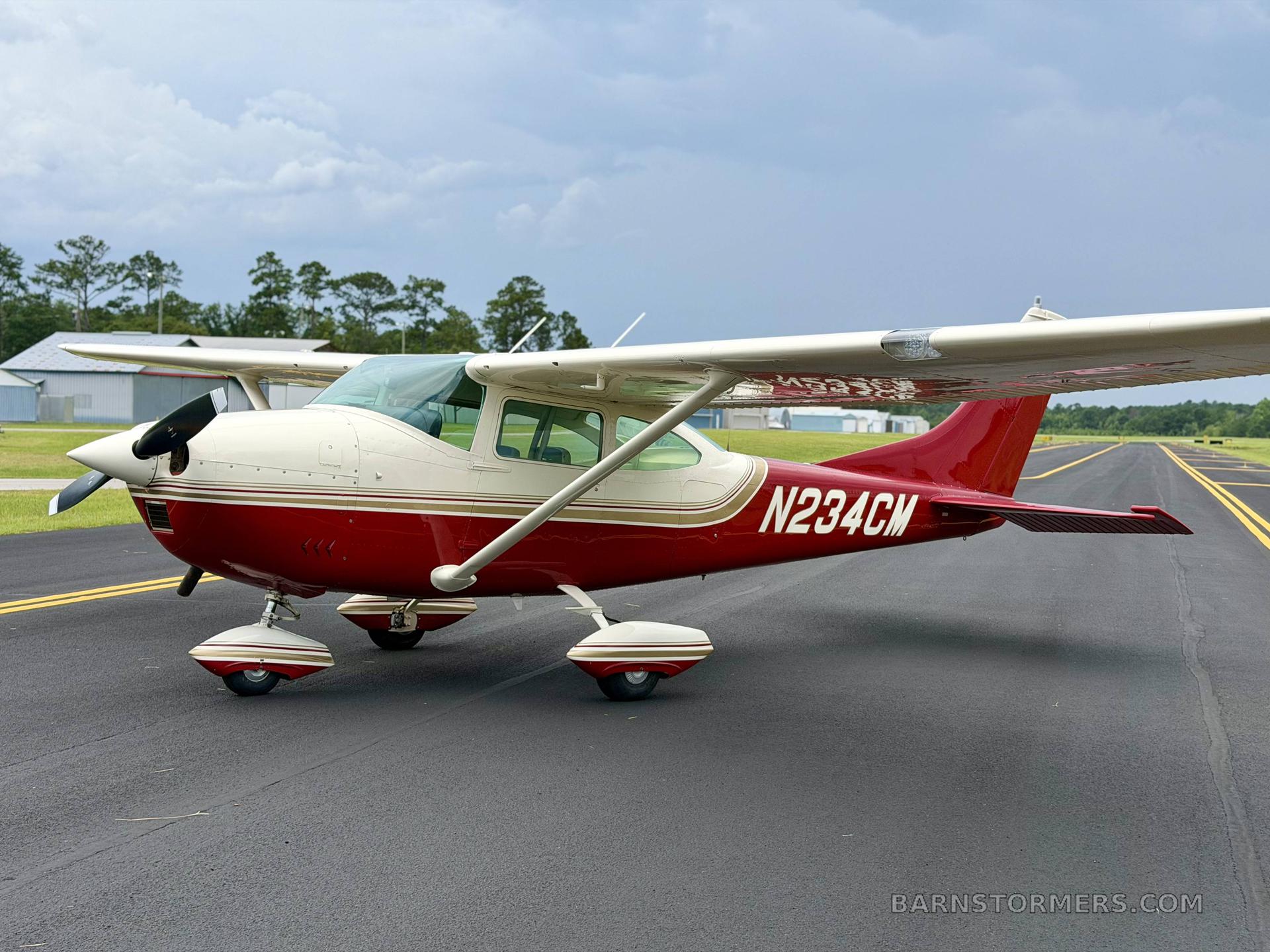 1966 Cessna 182 thumbnail 3