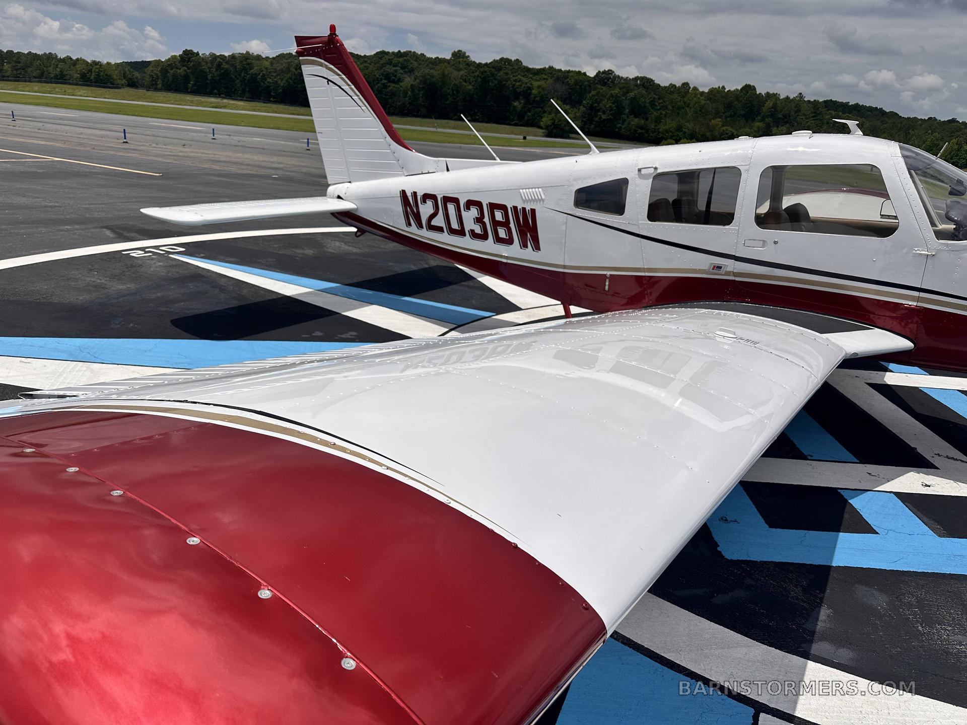 1976 Piper Arrow thumbnail 2