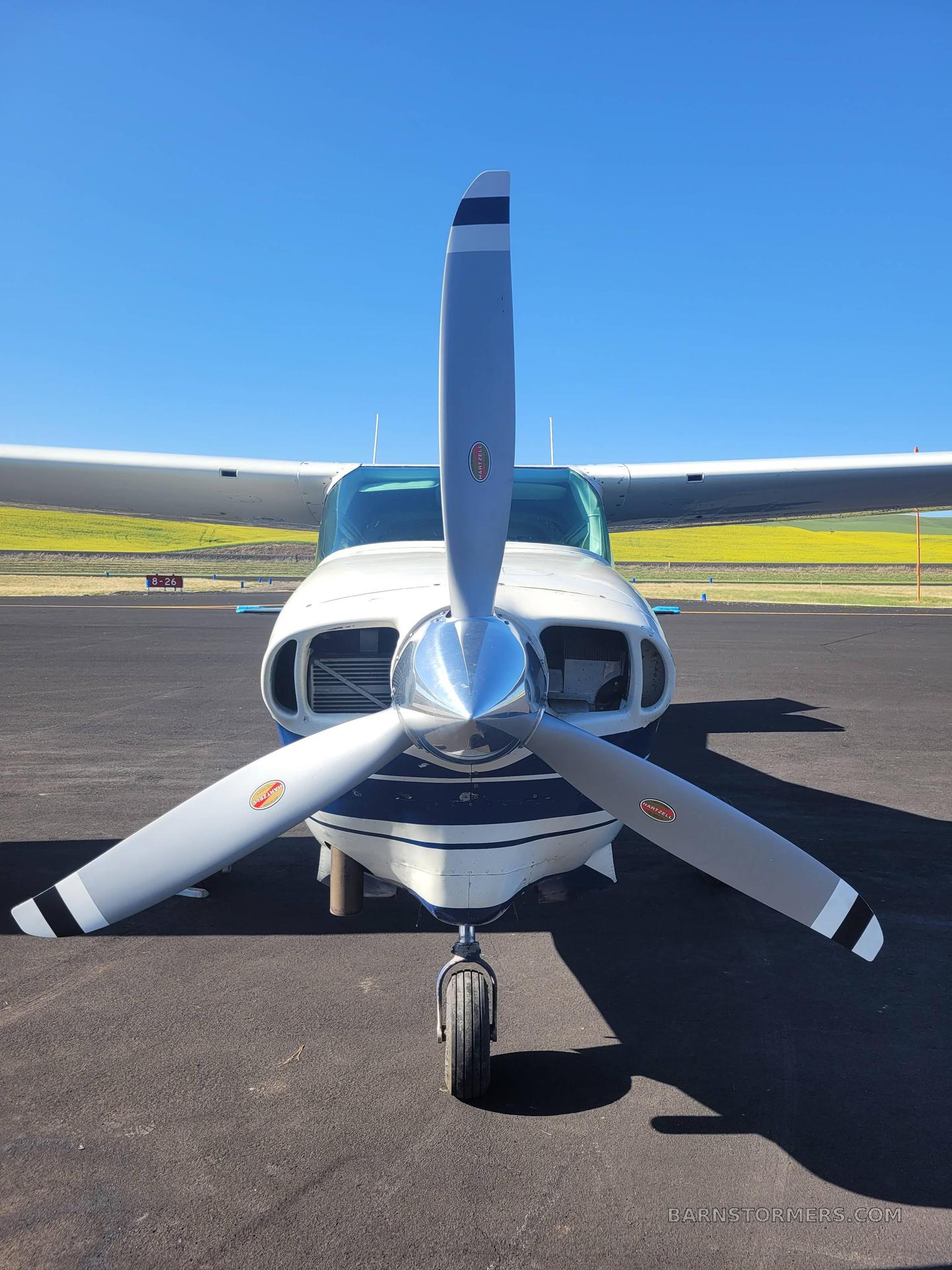 1967 Cessna 210 thumbnail 4