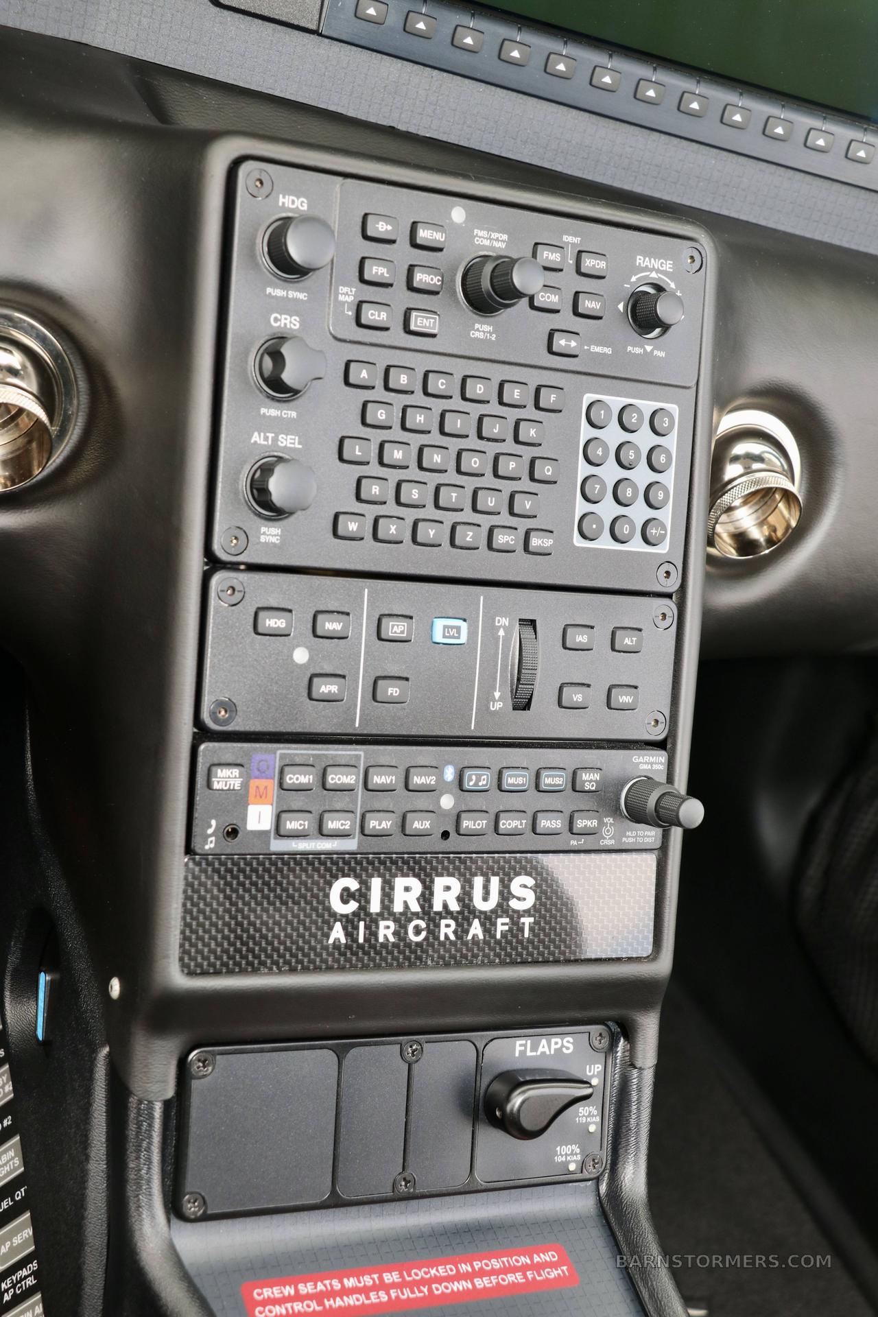 BEAUTIFUL 2016 CIRRUS SR20 G3 4