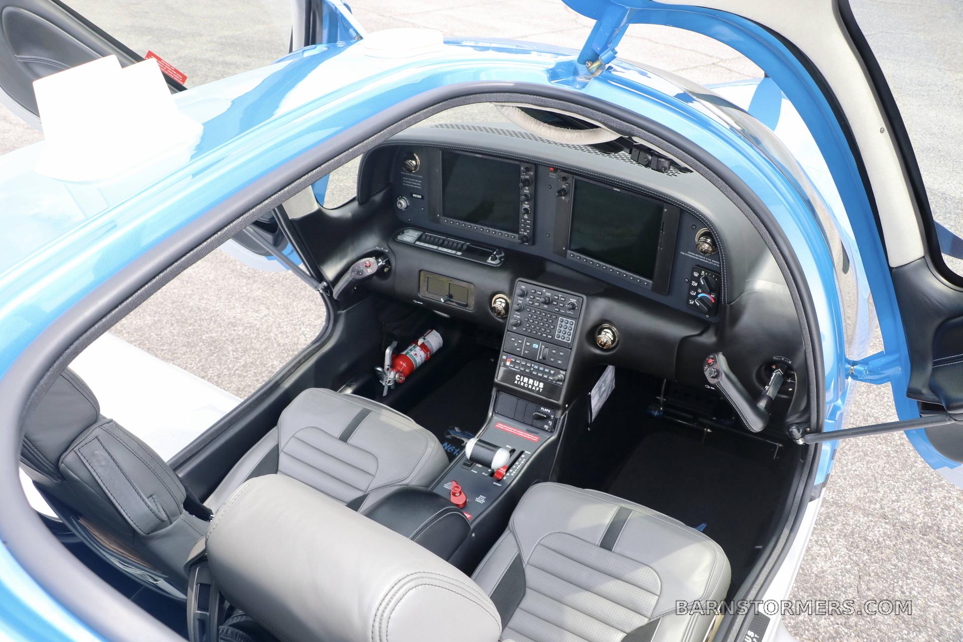 2016 Cirrus SR20 thumbnail 4