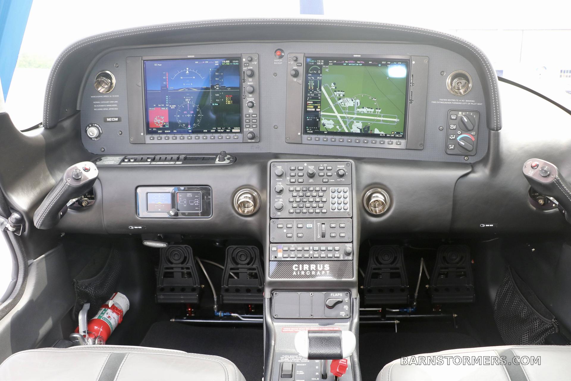 2016 Cirrus SR20 thumbnail 5
