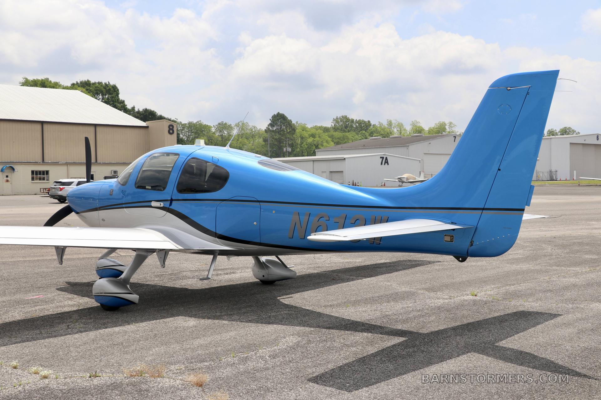 BEAUTIFUL 2016 CIRRUS SR20 G3 3