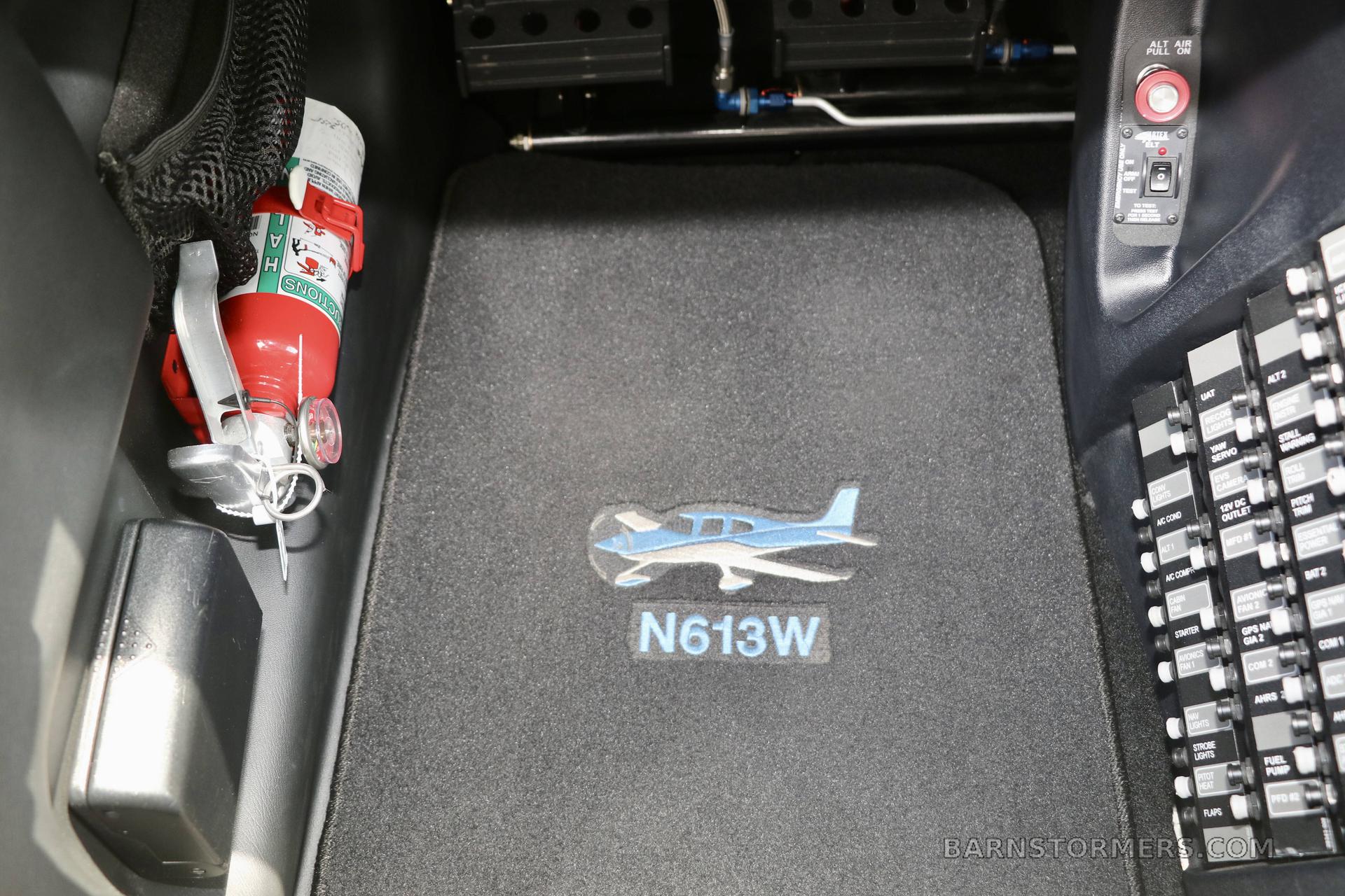 BEAUTIFUL 2016 CIRRUS SR20 G3 5