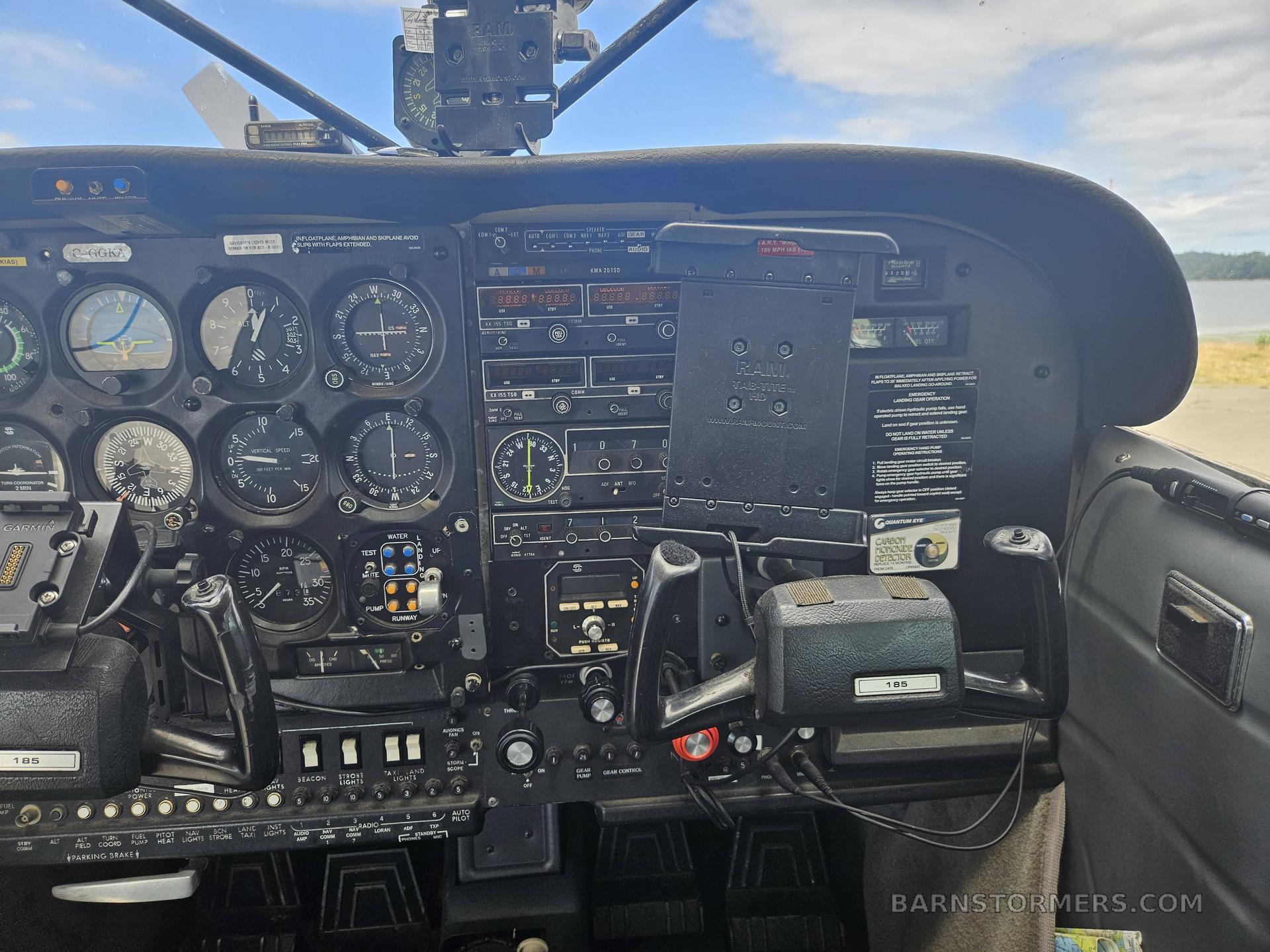 1979 CESSNA A185F AMPHIBIAN 4