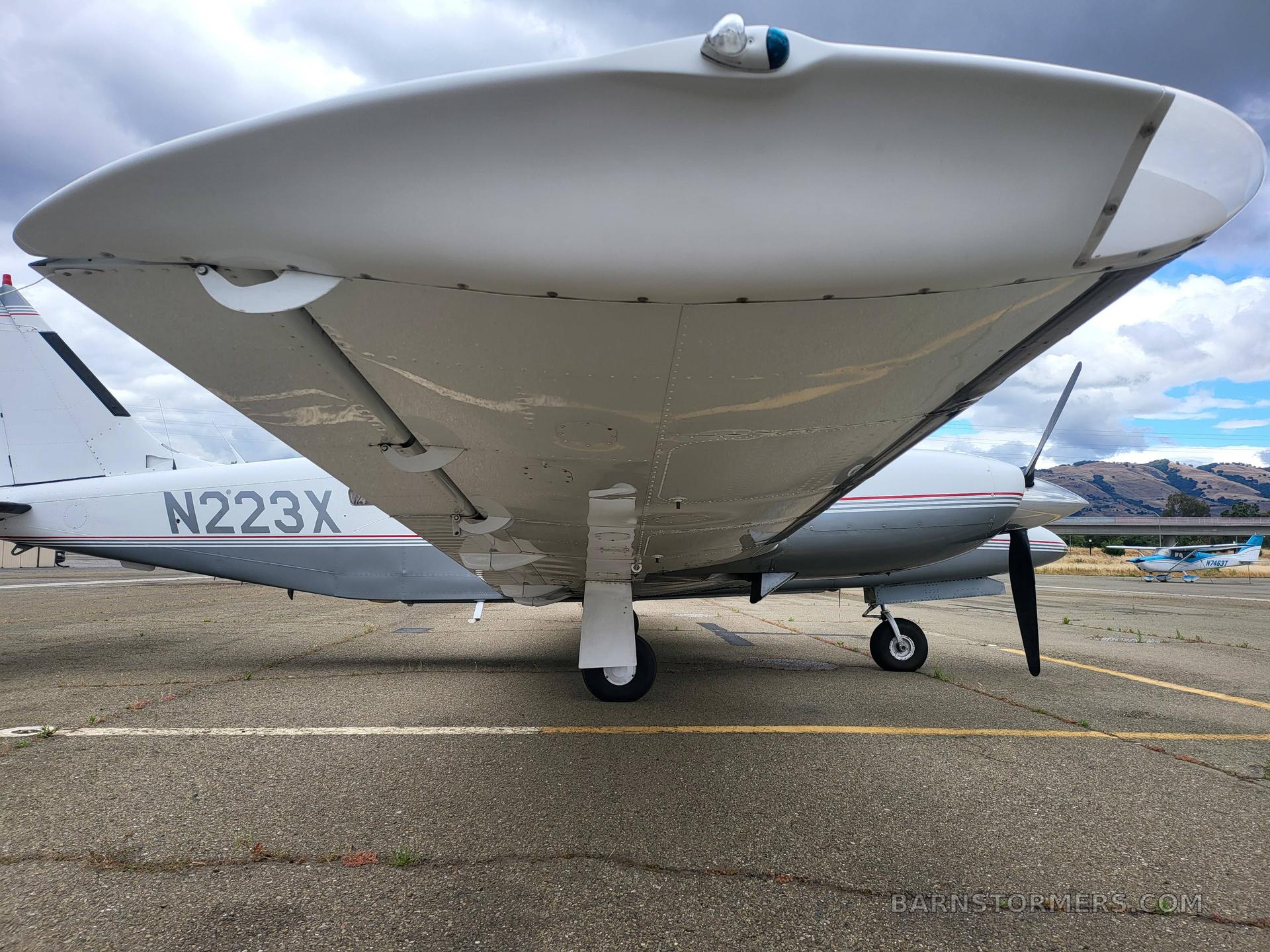 1979 Piper Seneca thumbnail 5