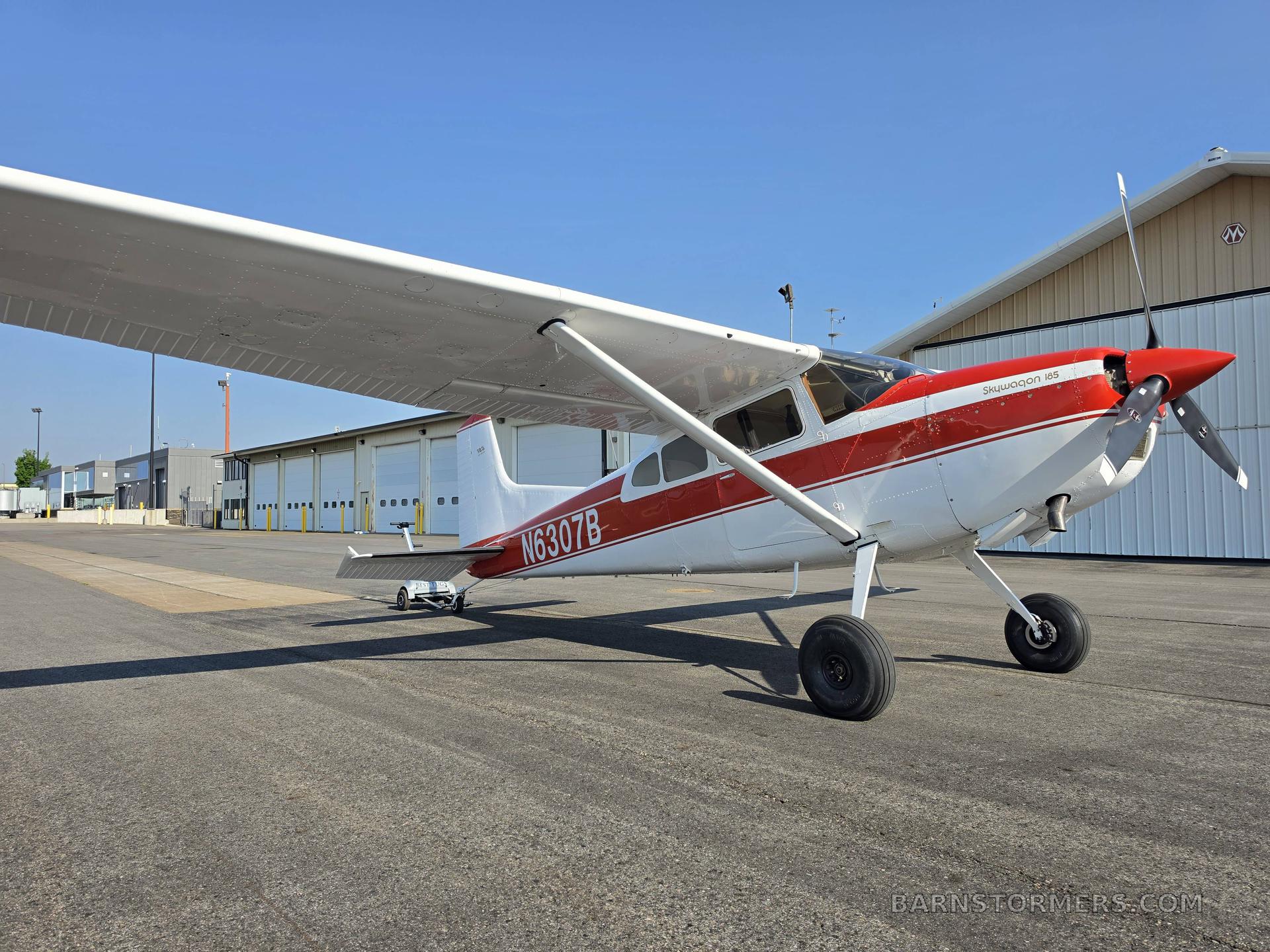 1979 Cessna 185 thumbnail 2