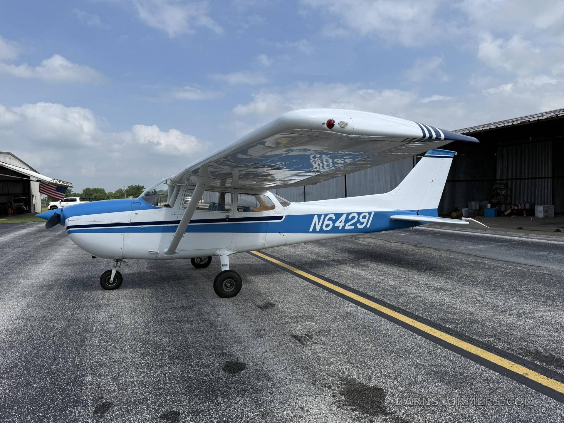 1975 Cessna 172M Skyhawk, photo 7