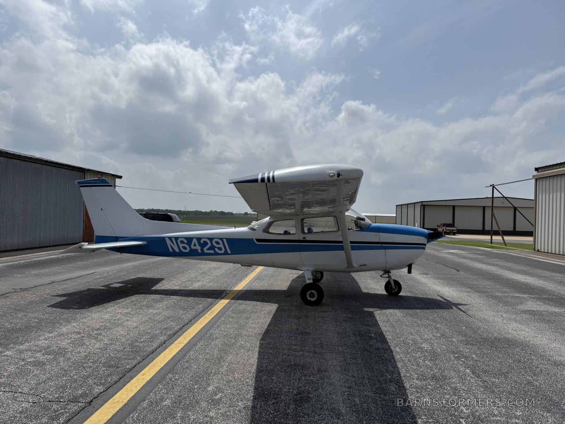 1975 Cessna 172M Skyhawk, photo 10