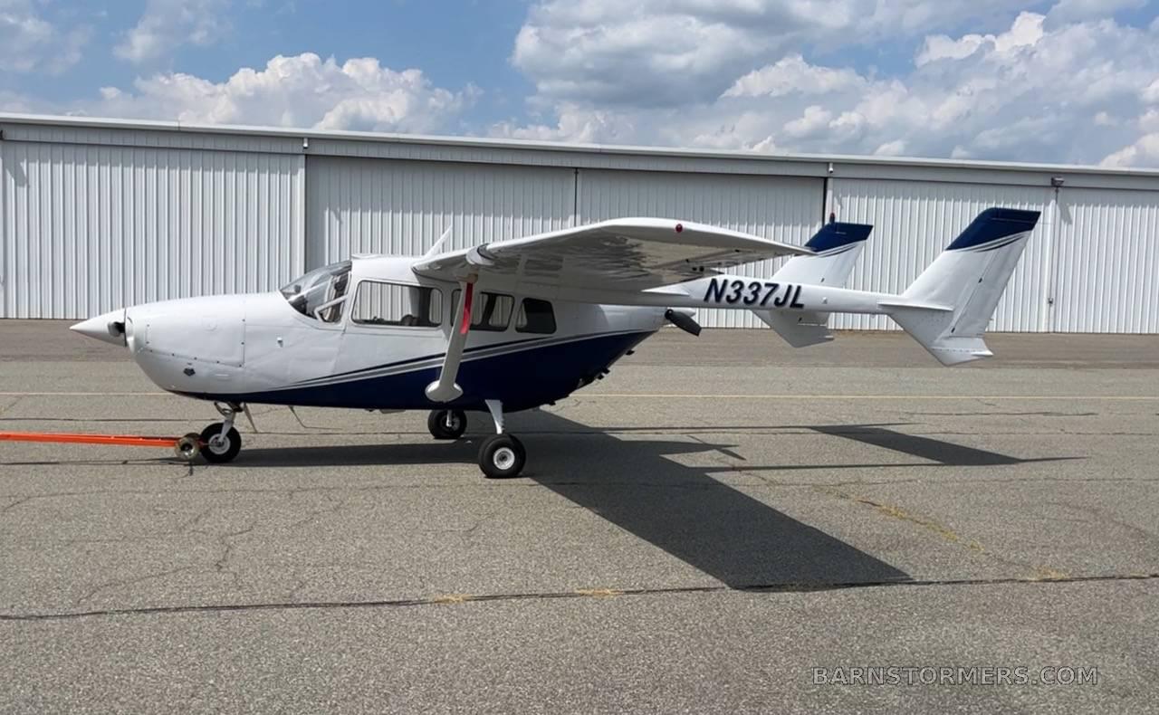 Cessna 337 thumbnail 2