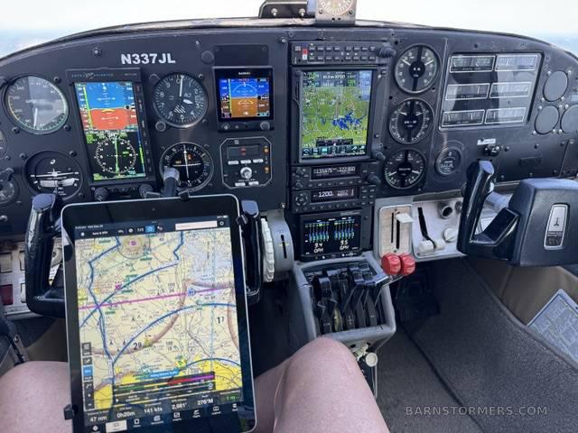 Cessna 337 thumbnail 3