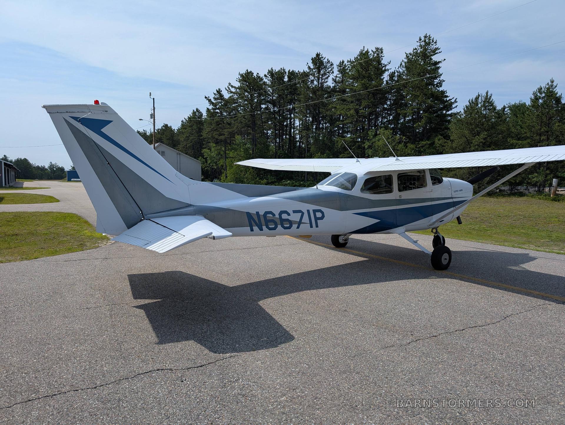 1998 Cessna 172 thumbnail 3