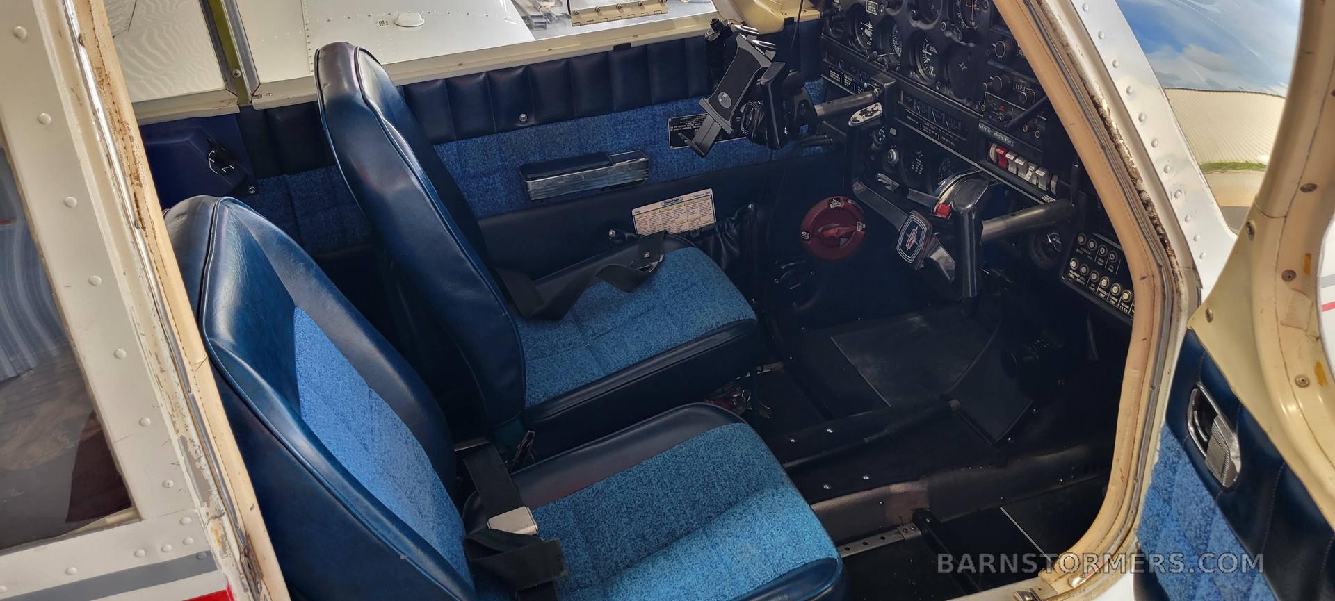 1971 Cessna 180 thumbnail 5
