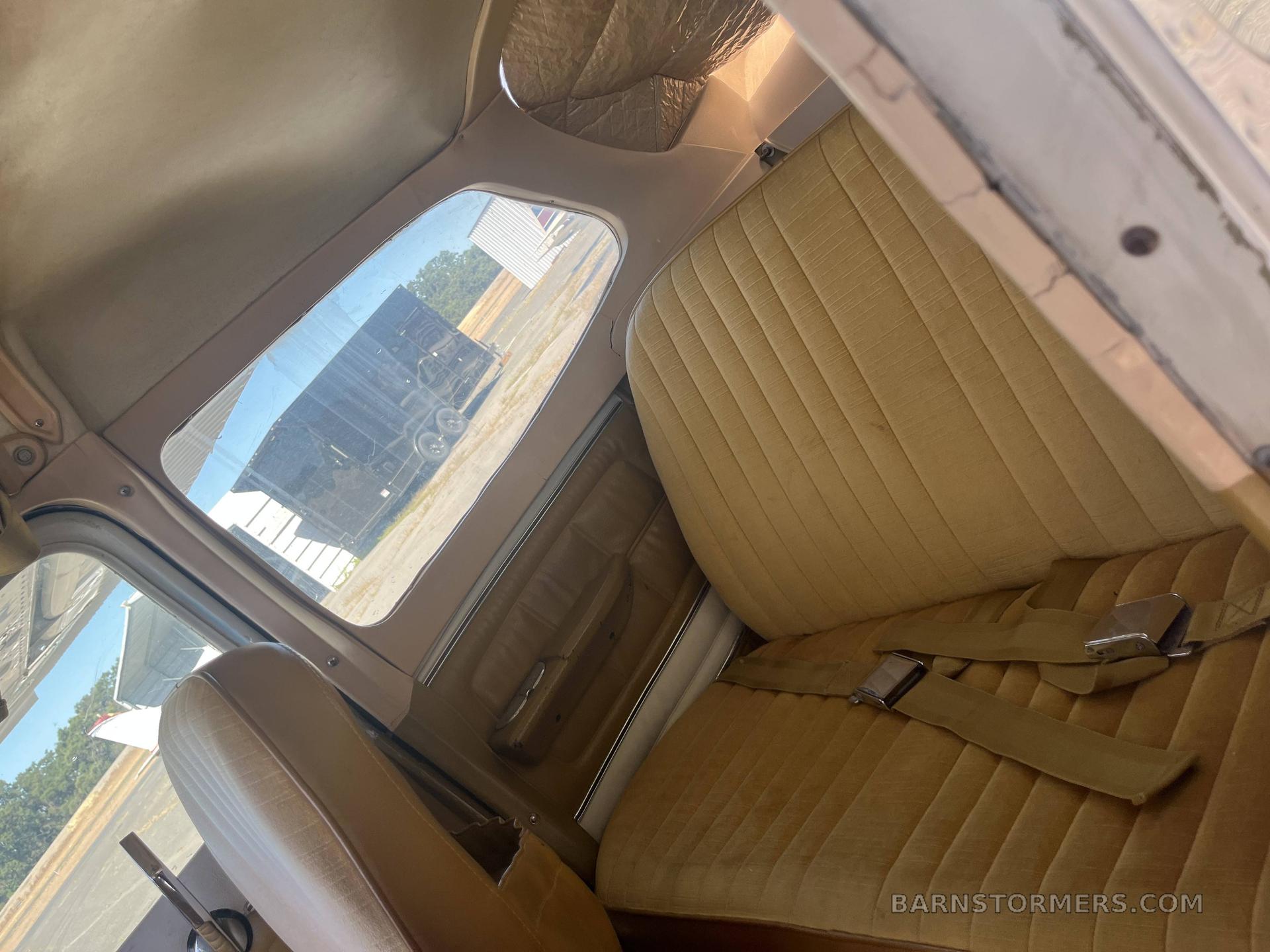 1975 Cessna 172 thumbnail 5
