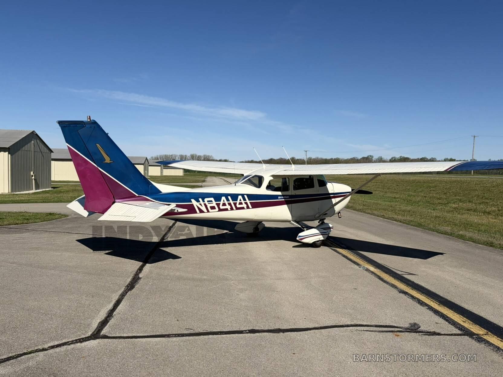 1969 Cessna 172 thumbnail 4