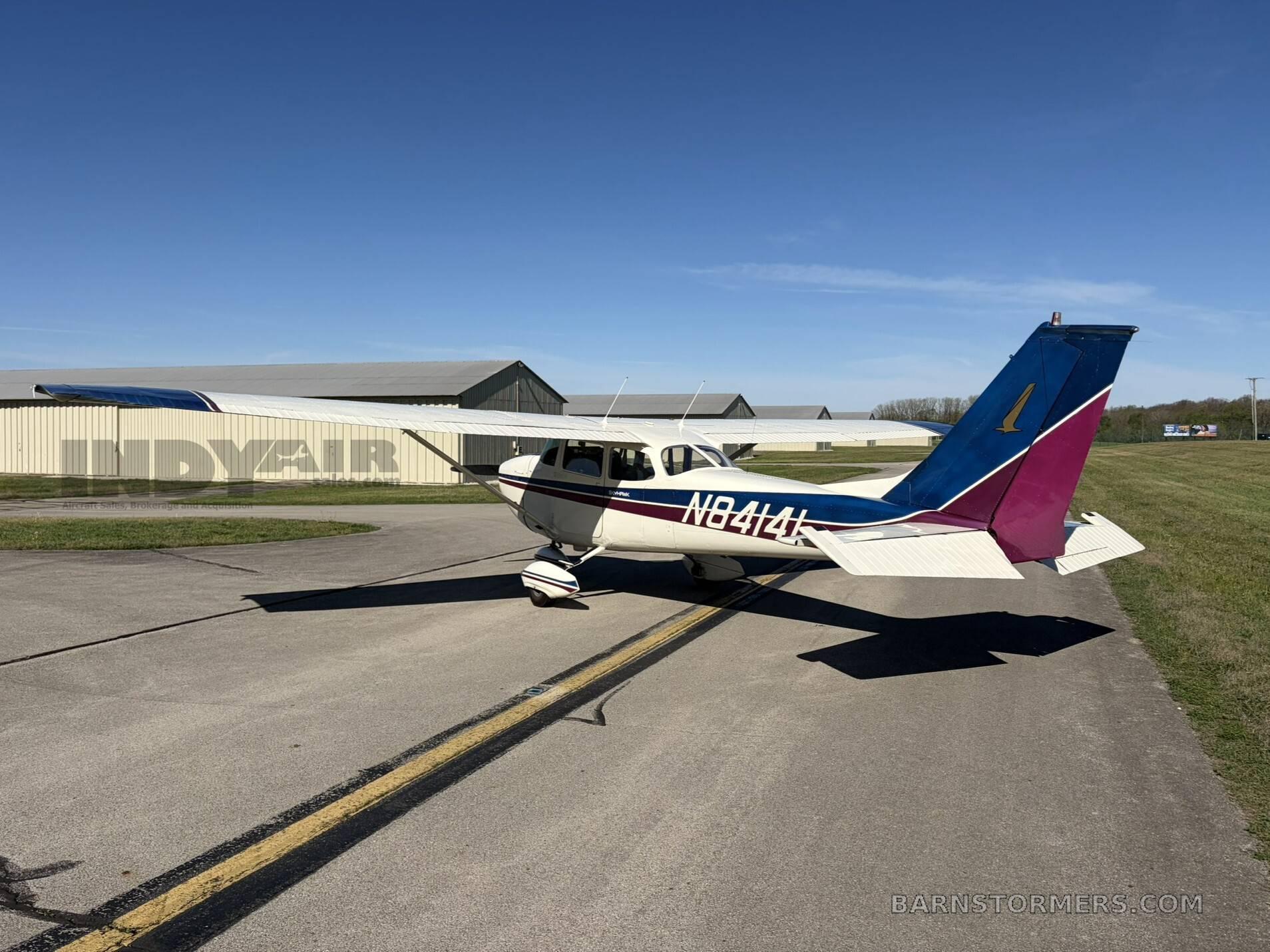 1969 Cessna 172 thumbnail 5
