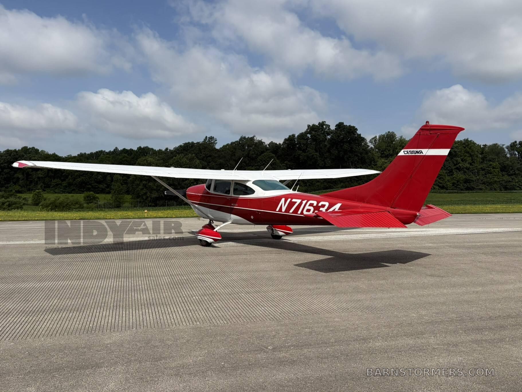 1969 Cessna 182 thumbnail 4
